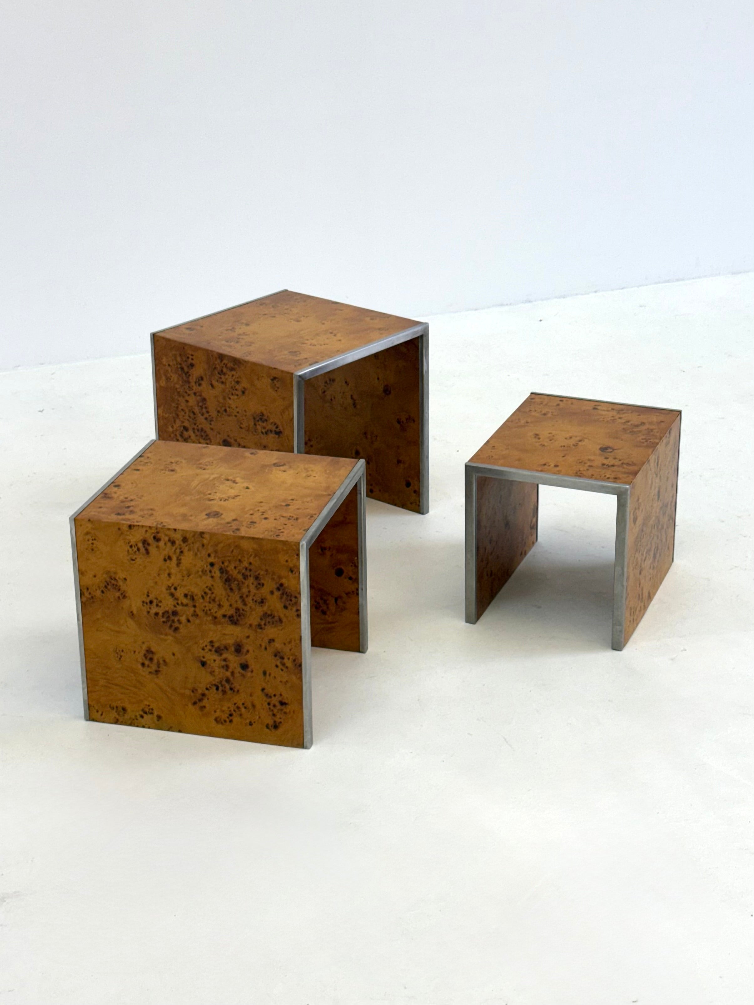 Set_of_3_Nesting_Tables_by_Tommaso_Barbi_in_Burl_Wood_and_Chrome,_Italy
