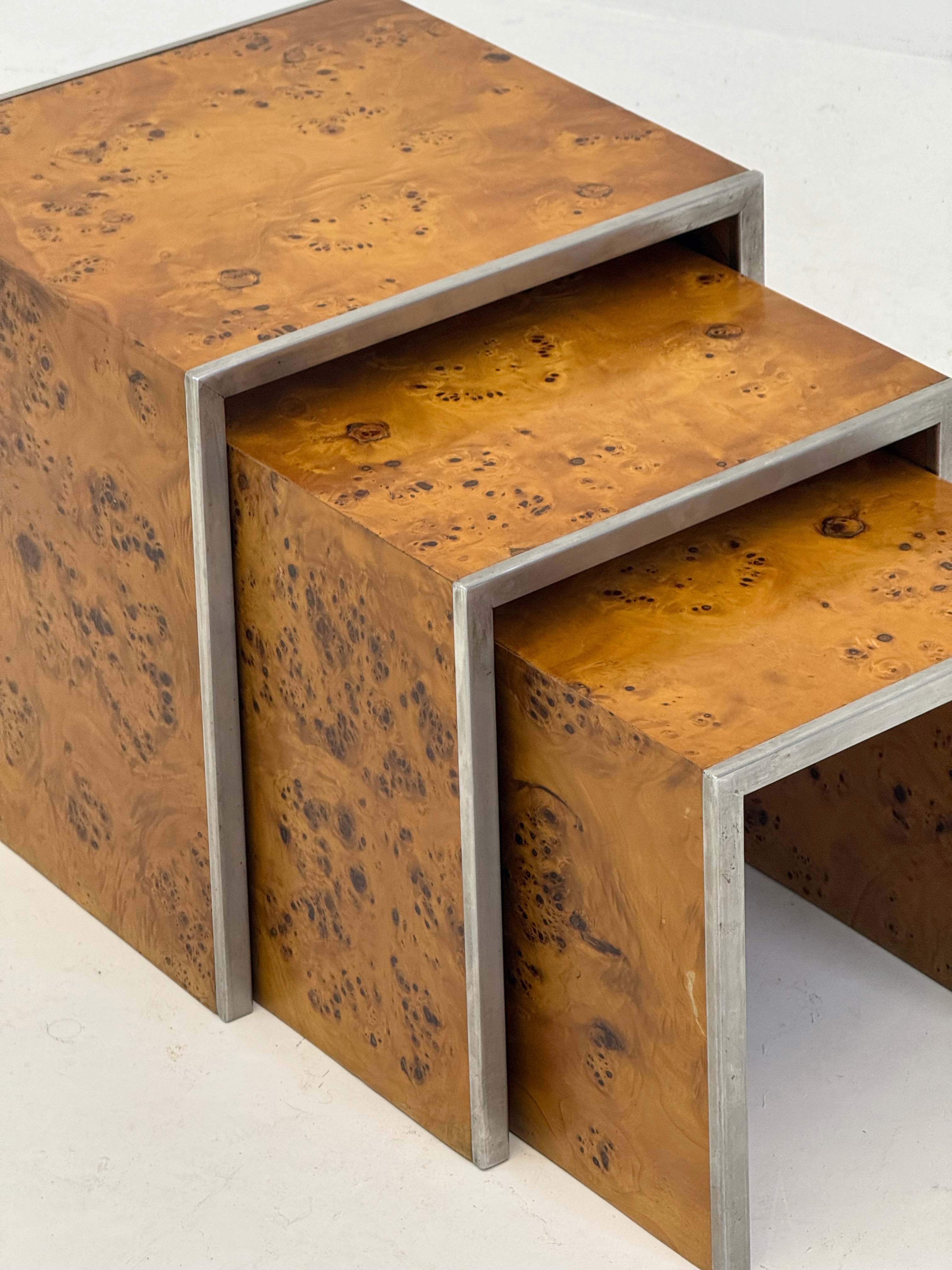 Set_of_3_Nesting_Tables_by_Tommaso_Barbi_in_Burl_Wood_and_Chrome,_Italy