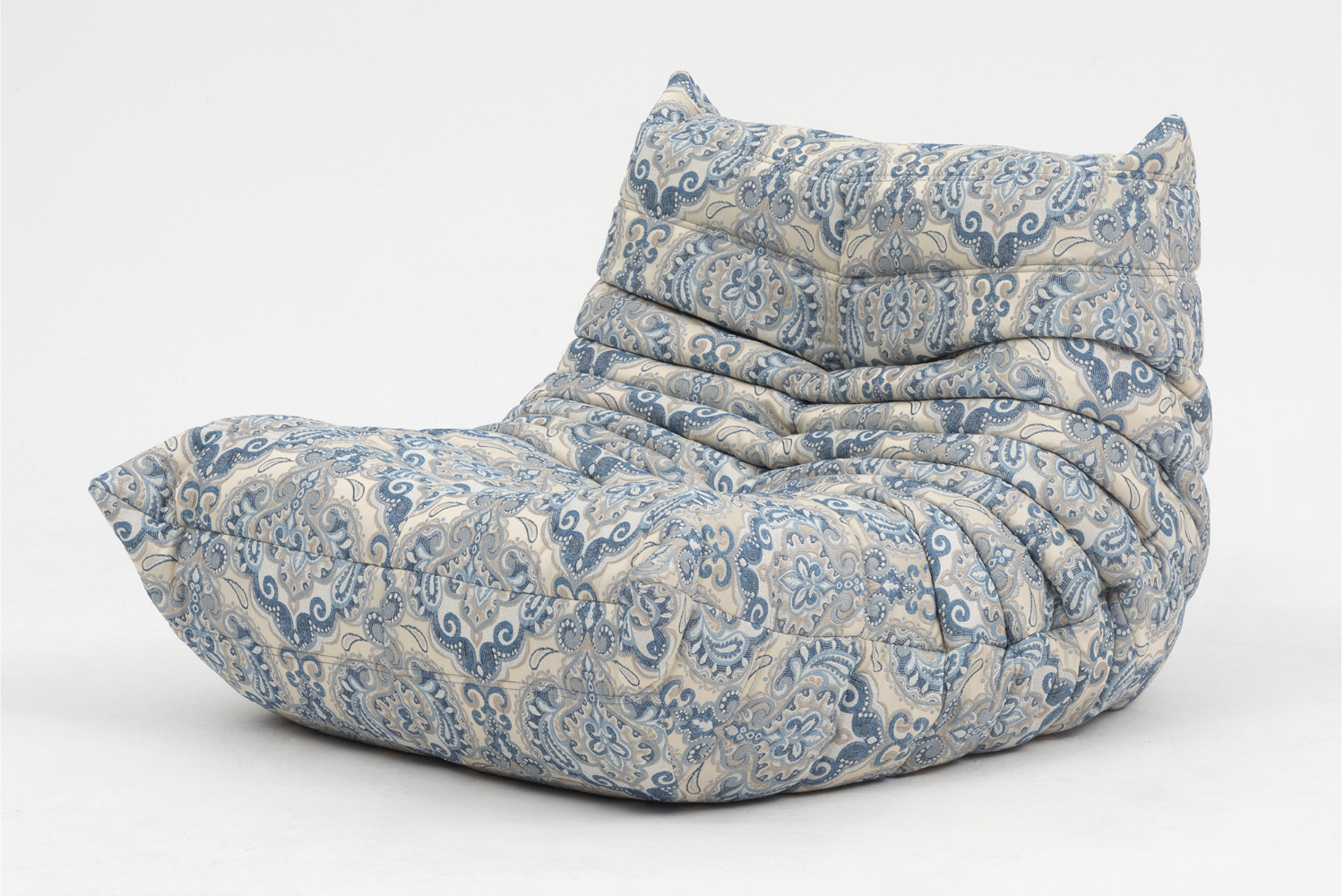 Set_of_Togo_Lounge_Chair_and_Pouf_by_Michel_Ducaroy_for_Ligne_Roset,_Blue_Pattern,_France,_1977
