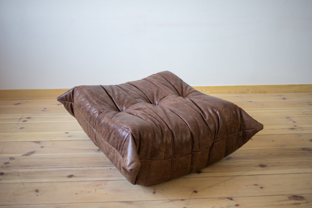Set_of_Togo_Lounge_Chair_and_Pouf_by_Michel_Ducaroy_for_Ligne_Roset,_Dark_Brown_Leather,_France,_1977