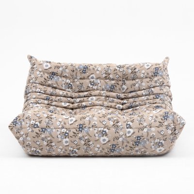 Set_of_Togo_Two-Seater_Sofa_and_Pouf_by_Michel_Ducaroy_for_Ligne_Roset,_Pattern_Fabric,_France,_1970s