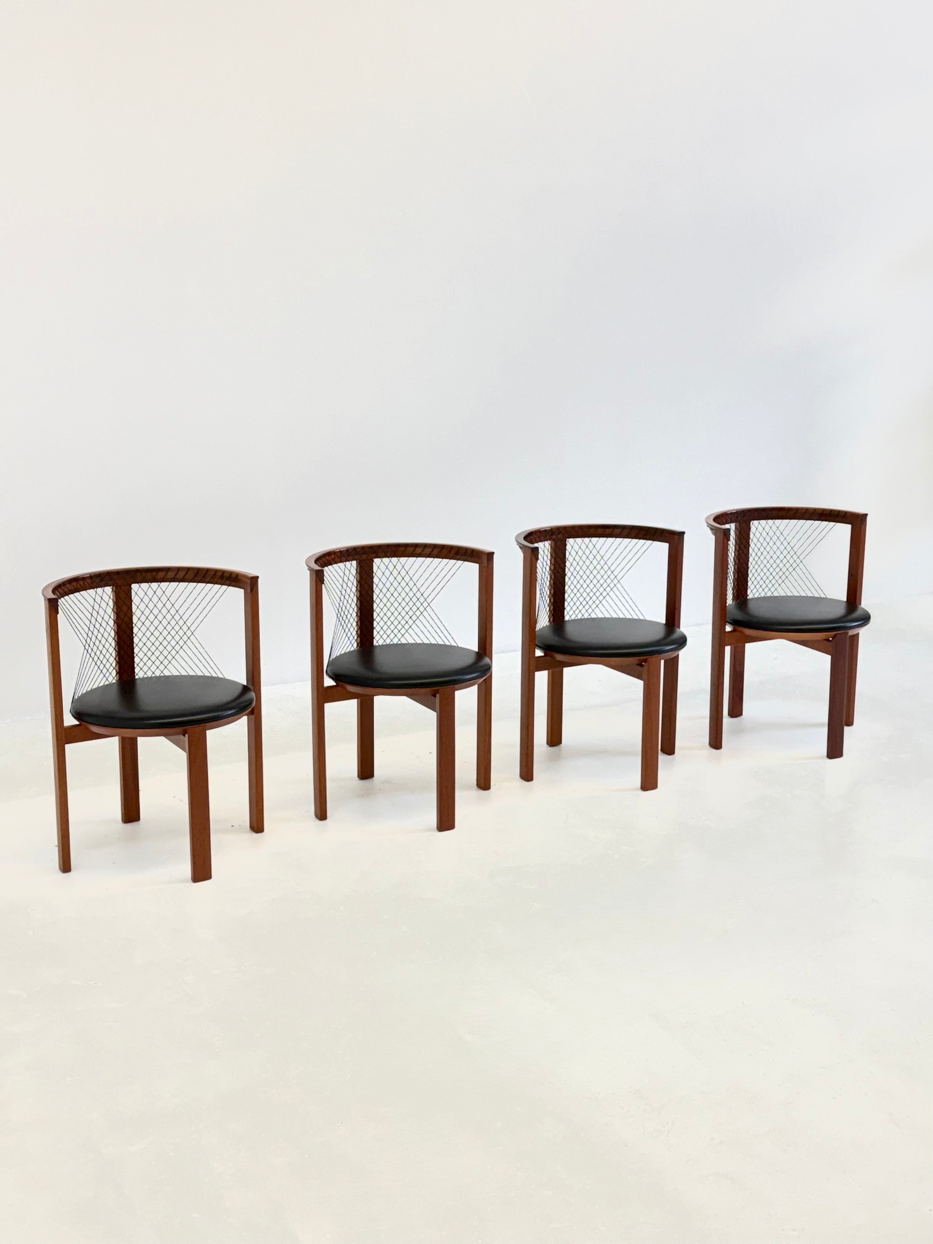 Set_of_4_Tranekær_String_chairs_by_Niels_Jørgen_Haugesen