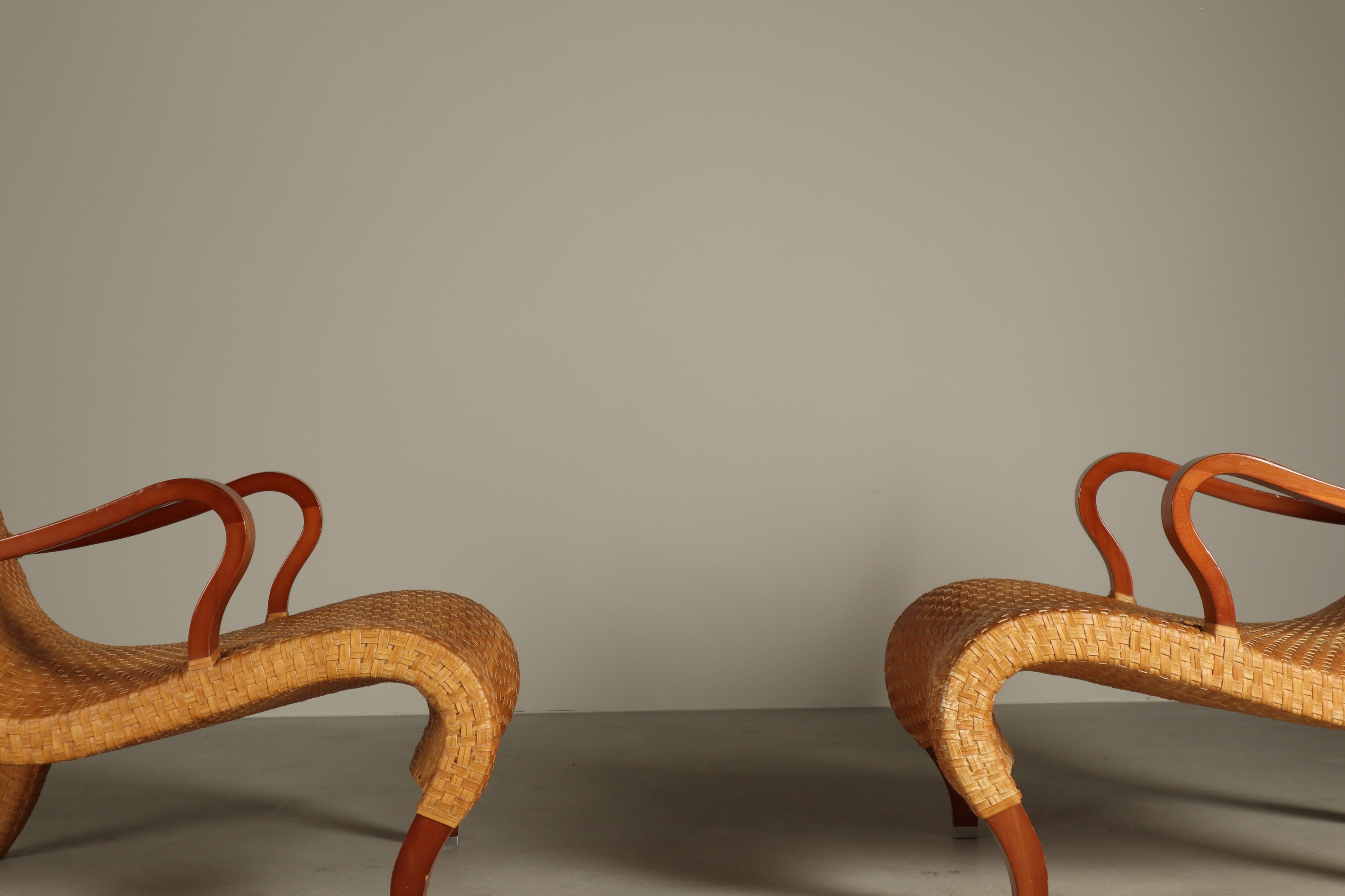 Set_of_2_Antonio_Citterio_‘Compagnia_delle_Filippine’_lounge_chairs,_B&B_Italia,_1993