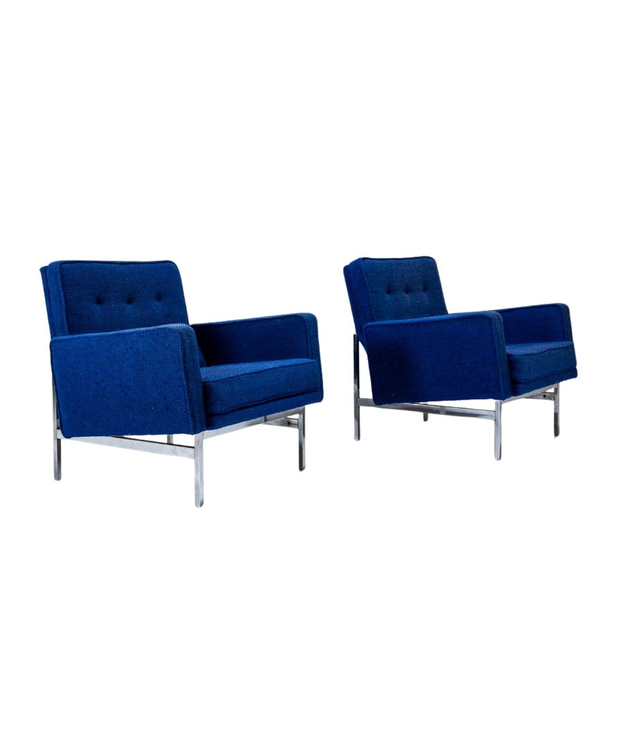 Set_of_2_Armchairs,_Florence_Knoll,_Blue_Upholstery,_1950s,_USA