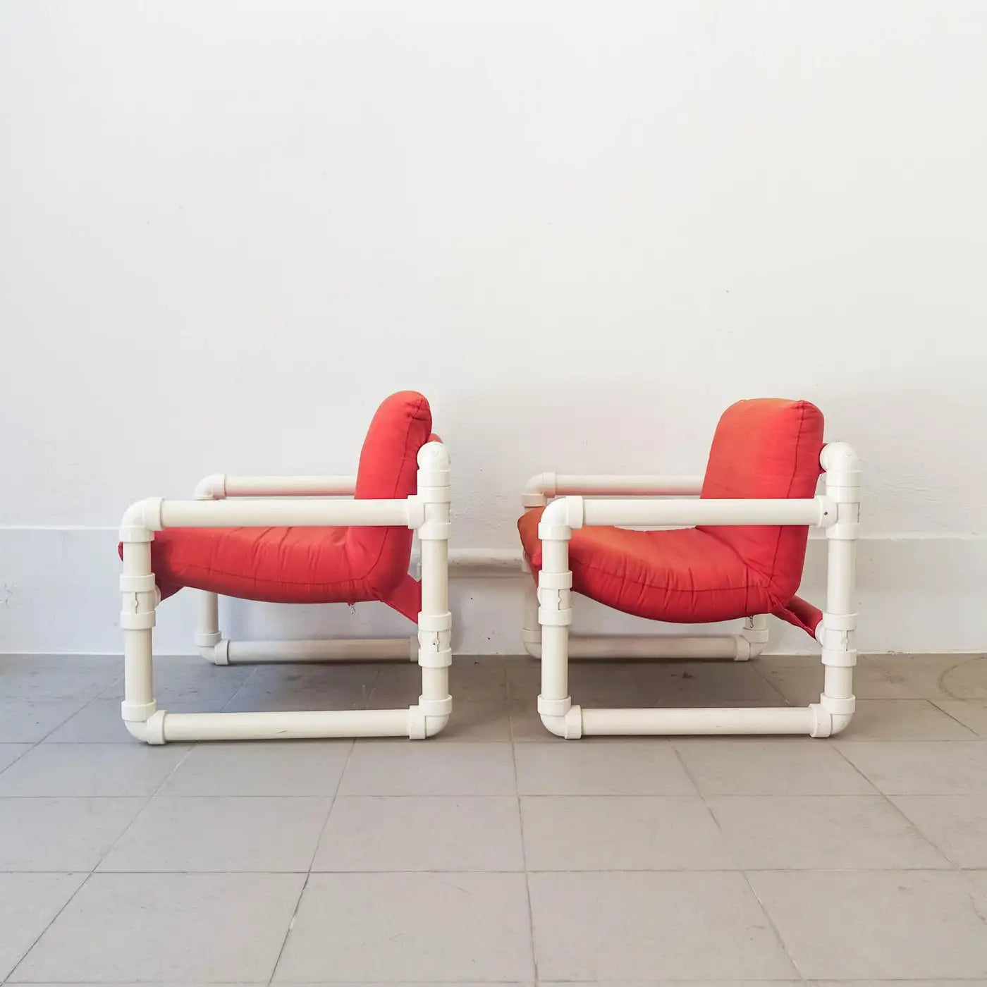 Set_of_2_Armchairs,_João_Américo_Pinto_de_Oliveira,_Plastic,_Fabric,_1984,_Portugal