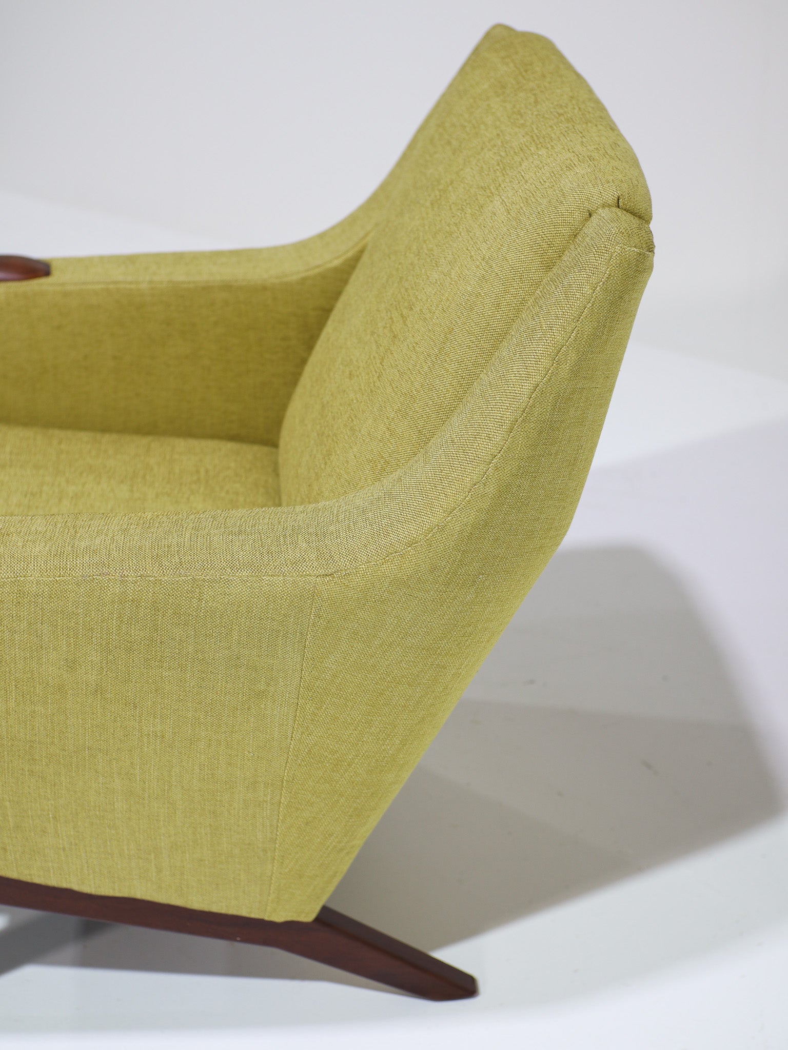 Set_of_two_Danish_vintage_armchairs_teak_wood_yellow_fabric
