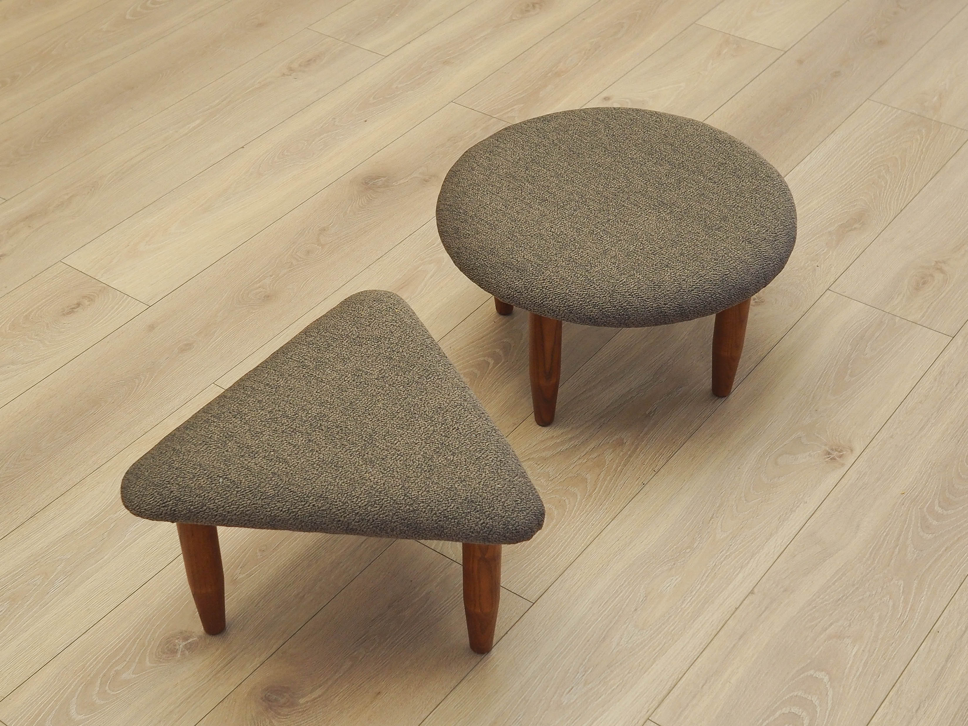 Set_of_2_Footstools,_Beech_Wood,_Brown_Fabric,_1990s_Denmark