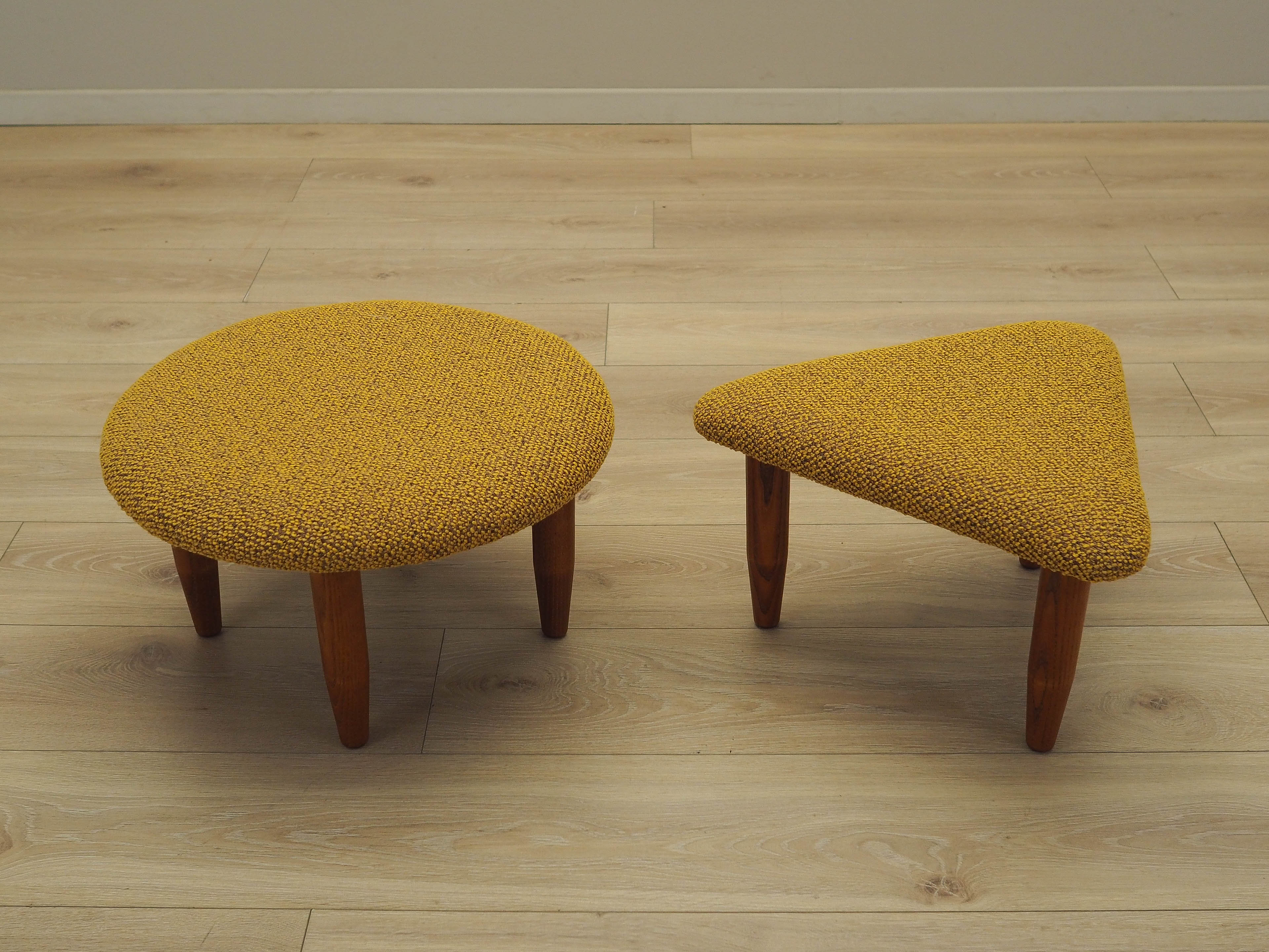 Set_of_2_Footstools,_Beech_Wood,_Mustard_Fabric,_1990s_Denmark