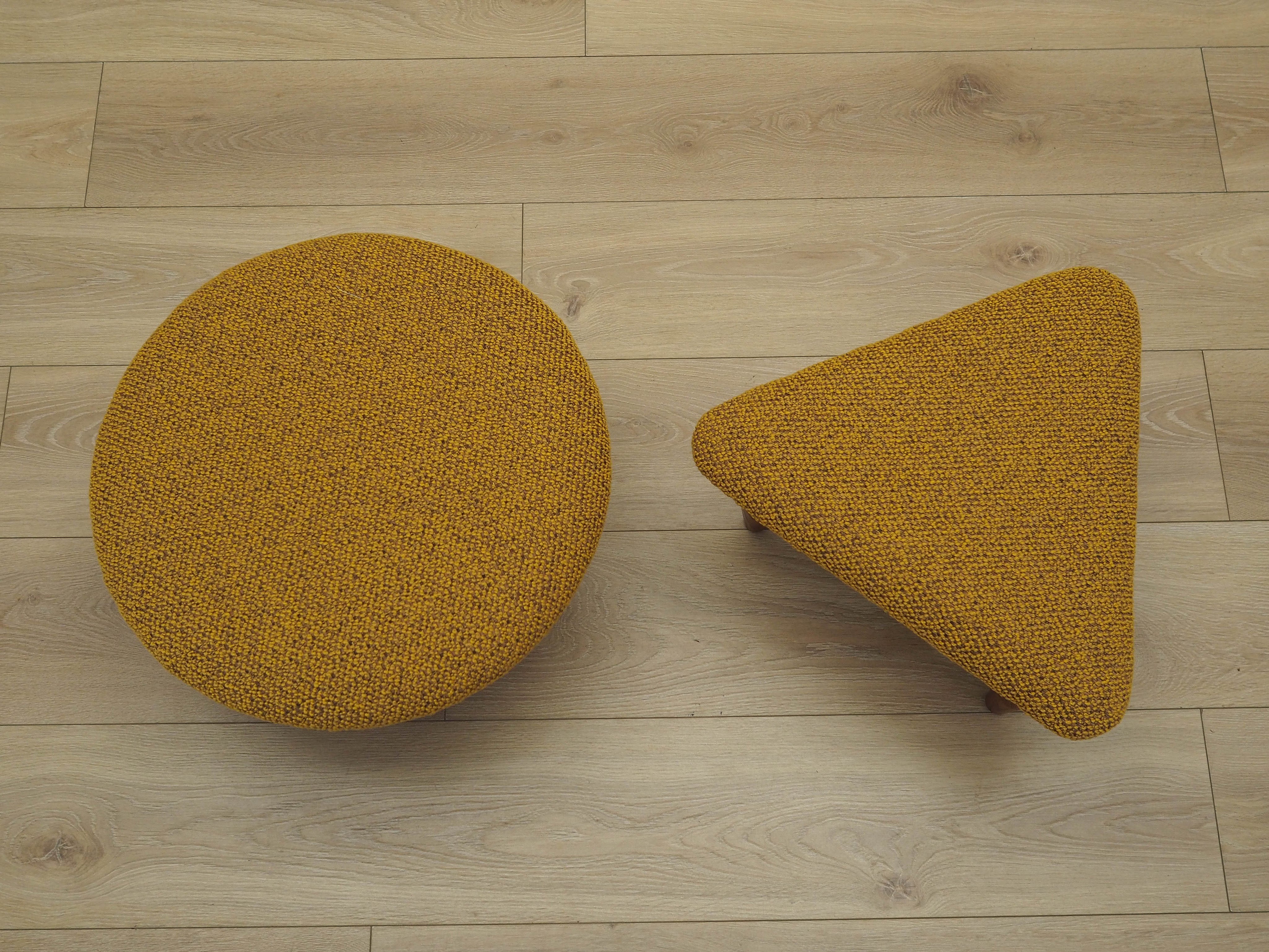 Set_of_2_Footstools,_Beech_Wood,_Mustard_Fabric,_1990s_Denmark