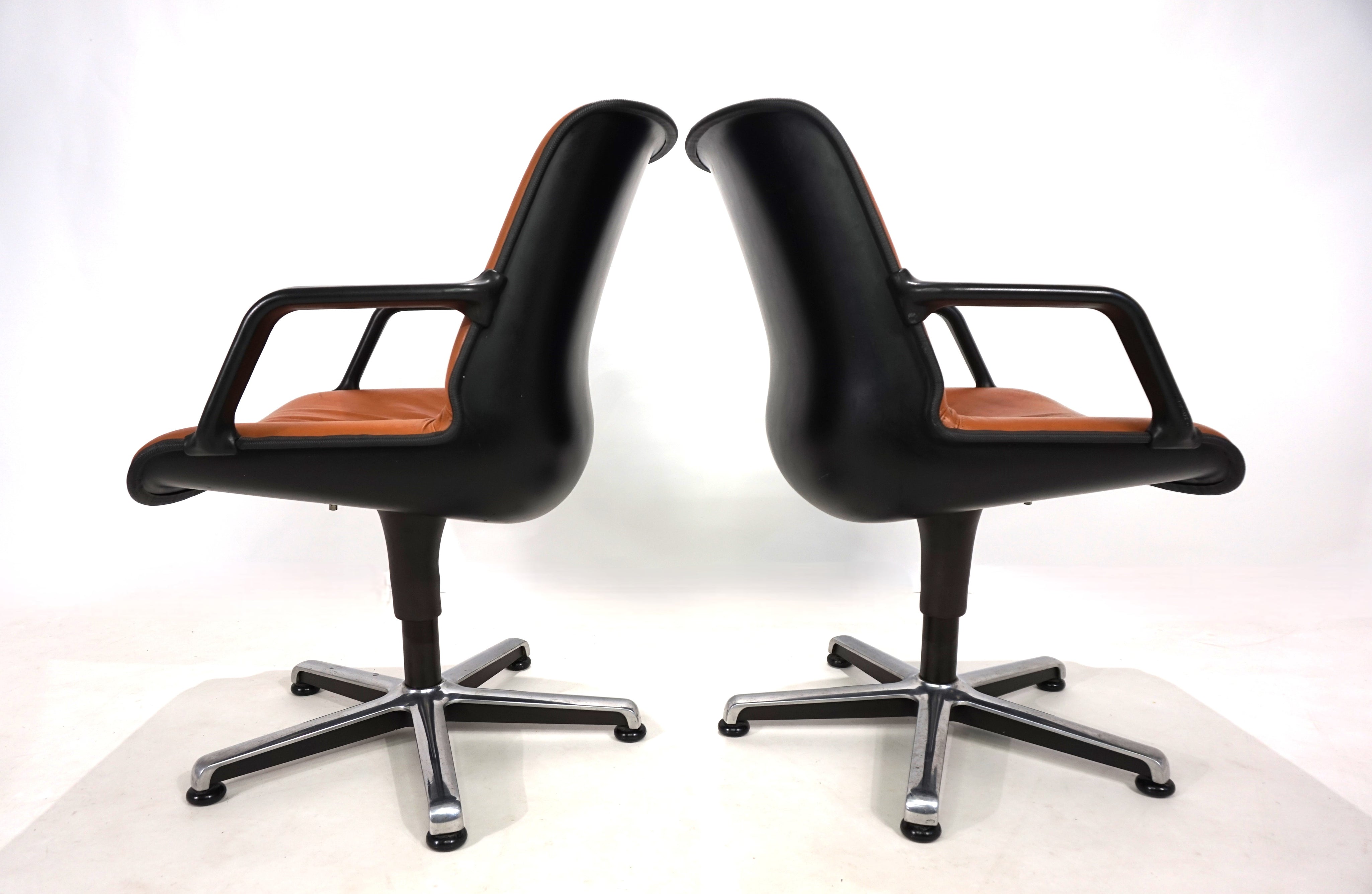 Set_of_2_Fröscher_office_chairs_by_Burkhard_Vogtherr,_1970