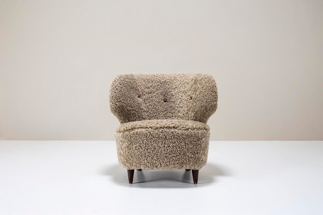 Set_of_2_Lounge_Chairs_Carl-Johan_Boman,_Sheepskin_And_Wood,_1940s_Finland