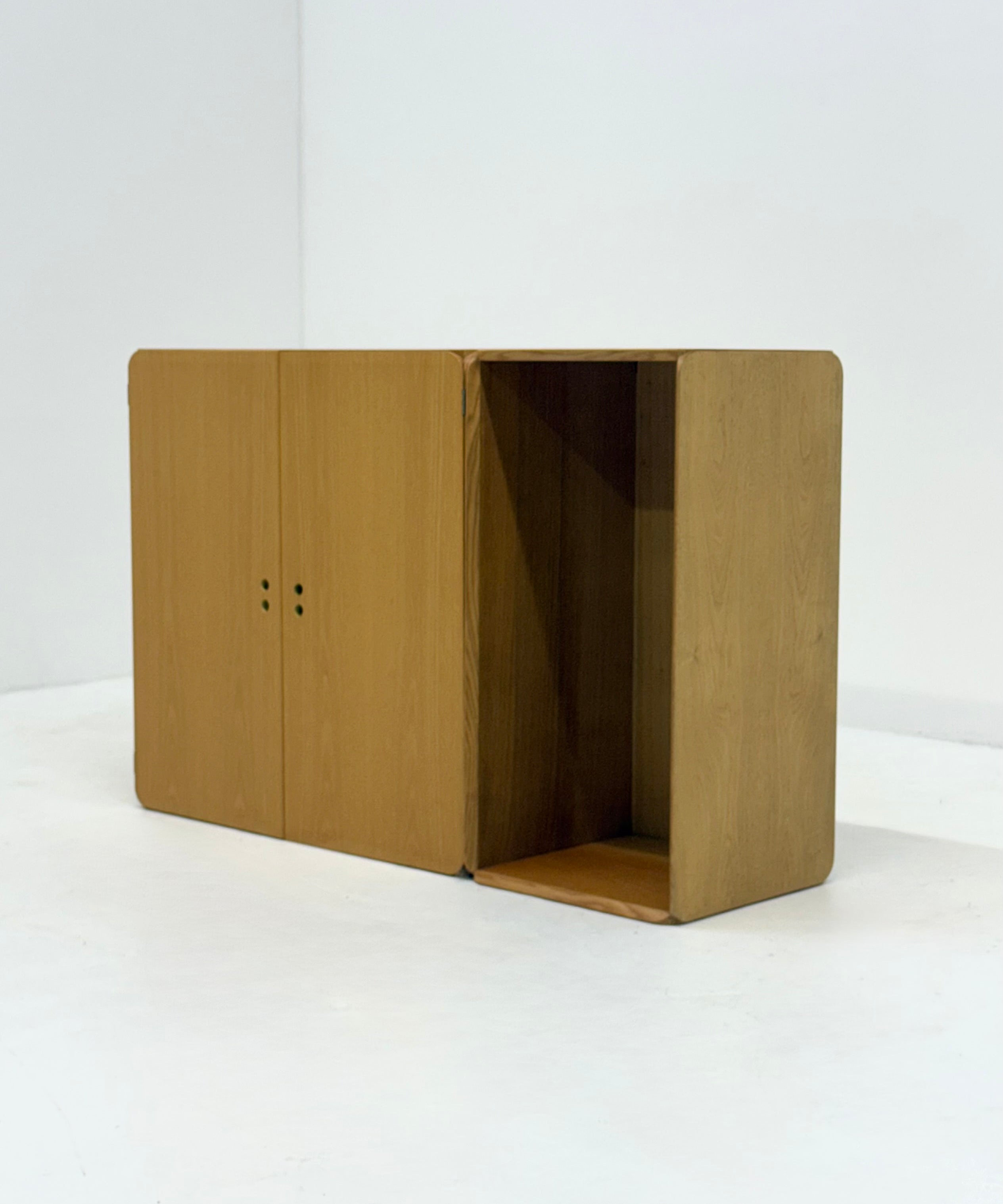 Set_of_2_1970s_Samara_Modular_Wall_Units_by_Derk_Jan_de_Vries_for_Maisa_di_Seveso,_Italy