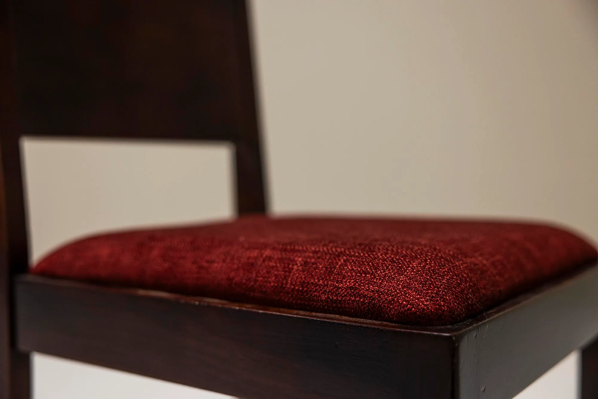 Set_of_2_The_Hague_School_Side_Chairs_In_Mahogany,_Netherlands_1930s