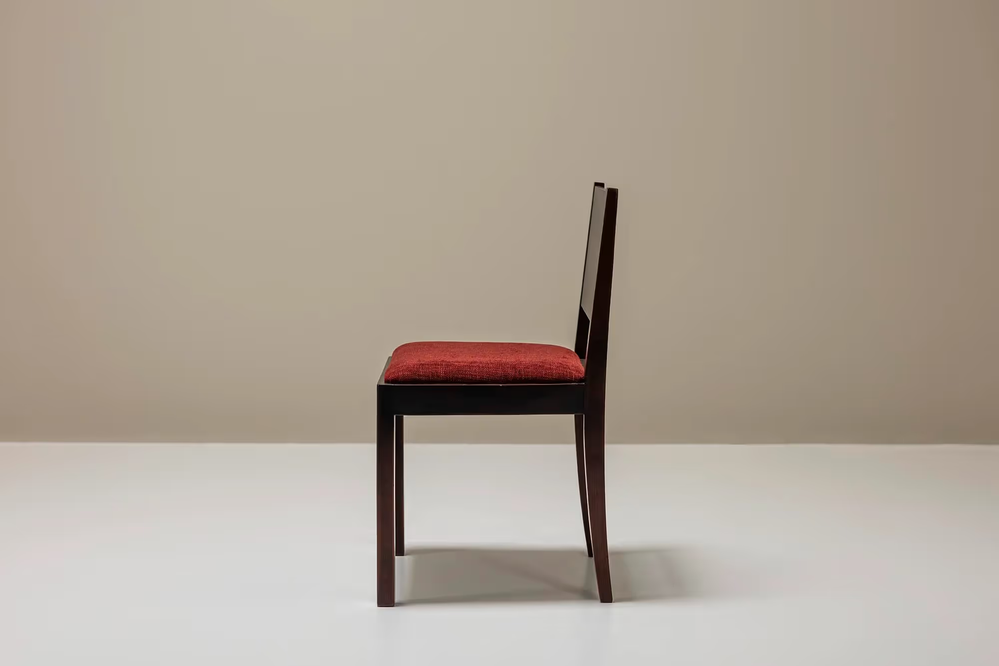 Set_of_2_The_Hague_School_Side_Chairs_In_Mahogany,_Netherlands_1930s