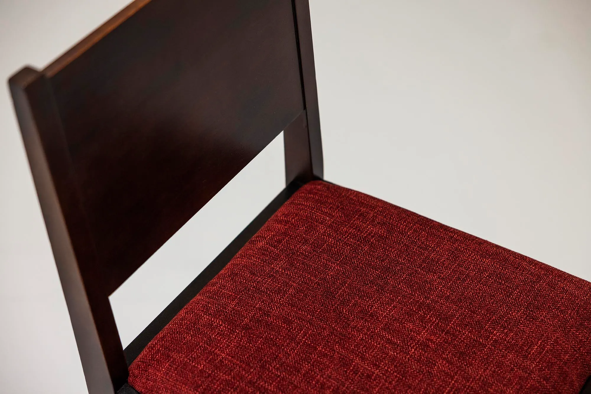 Set_of_2_The_Hague_School_Side_Chairs_In_Mahogany,_Netherlands_1930s