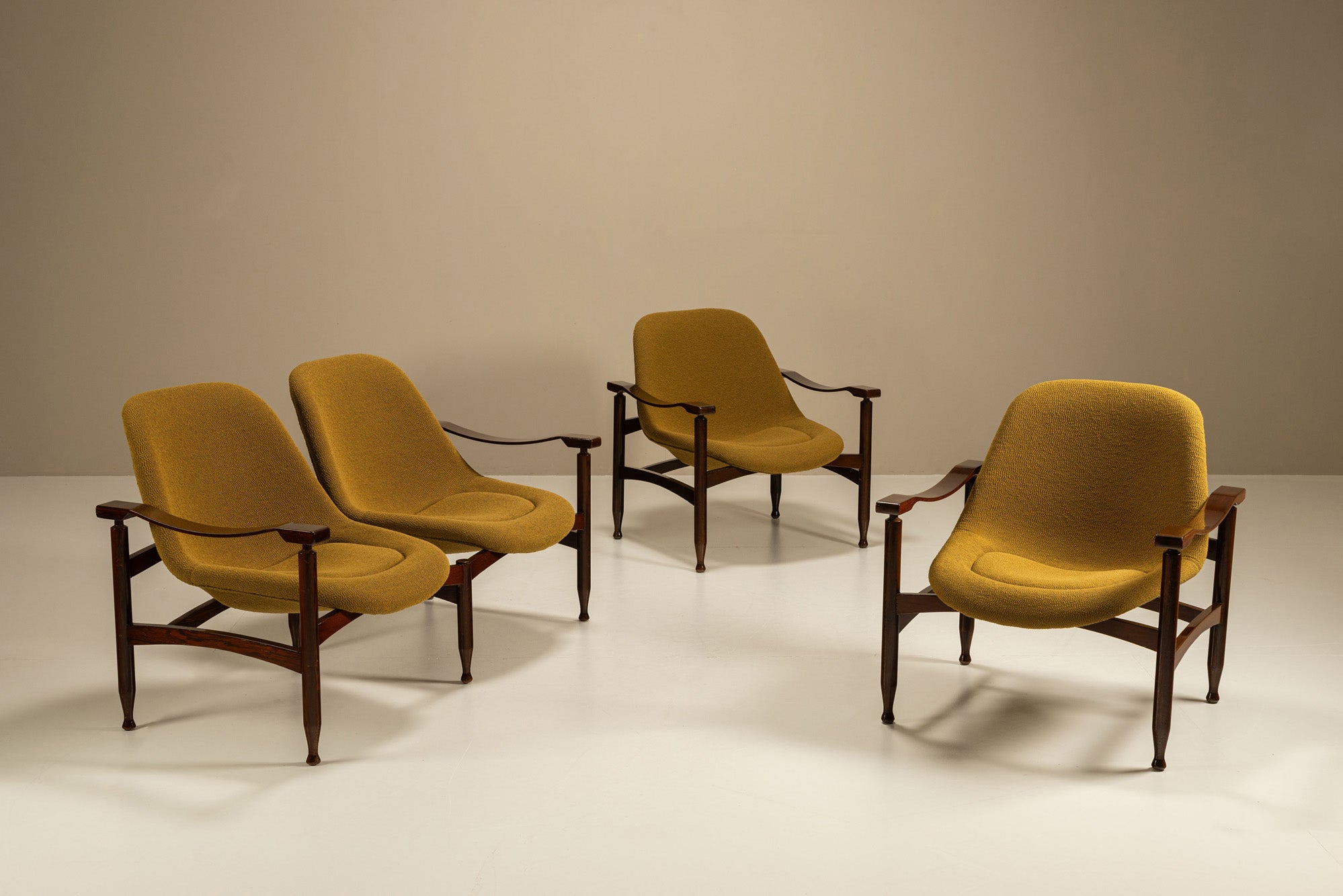 Set_of_2_Tiki_Armchairs,_Busnelli,_Ochre_Fabric,_1960s,_Italy