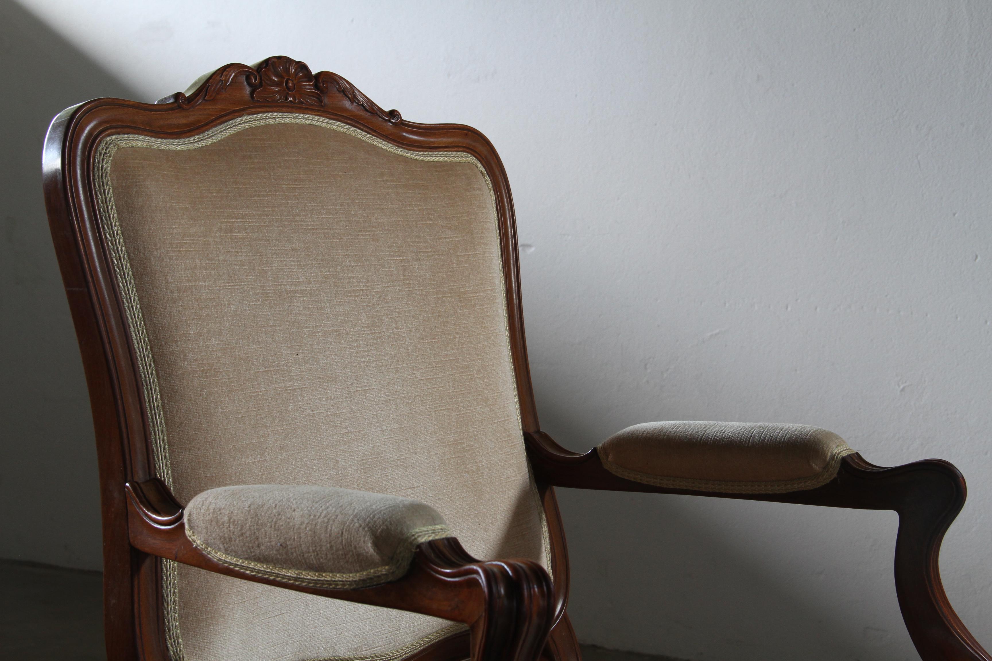 Set_of_4_Antique_Danish_Rococo_Revival_Lounge_Chairs_with_Carved_Wooden_Frames_and_Velvet_Upholstery,_19th_Century