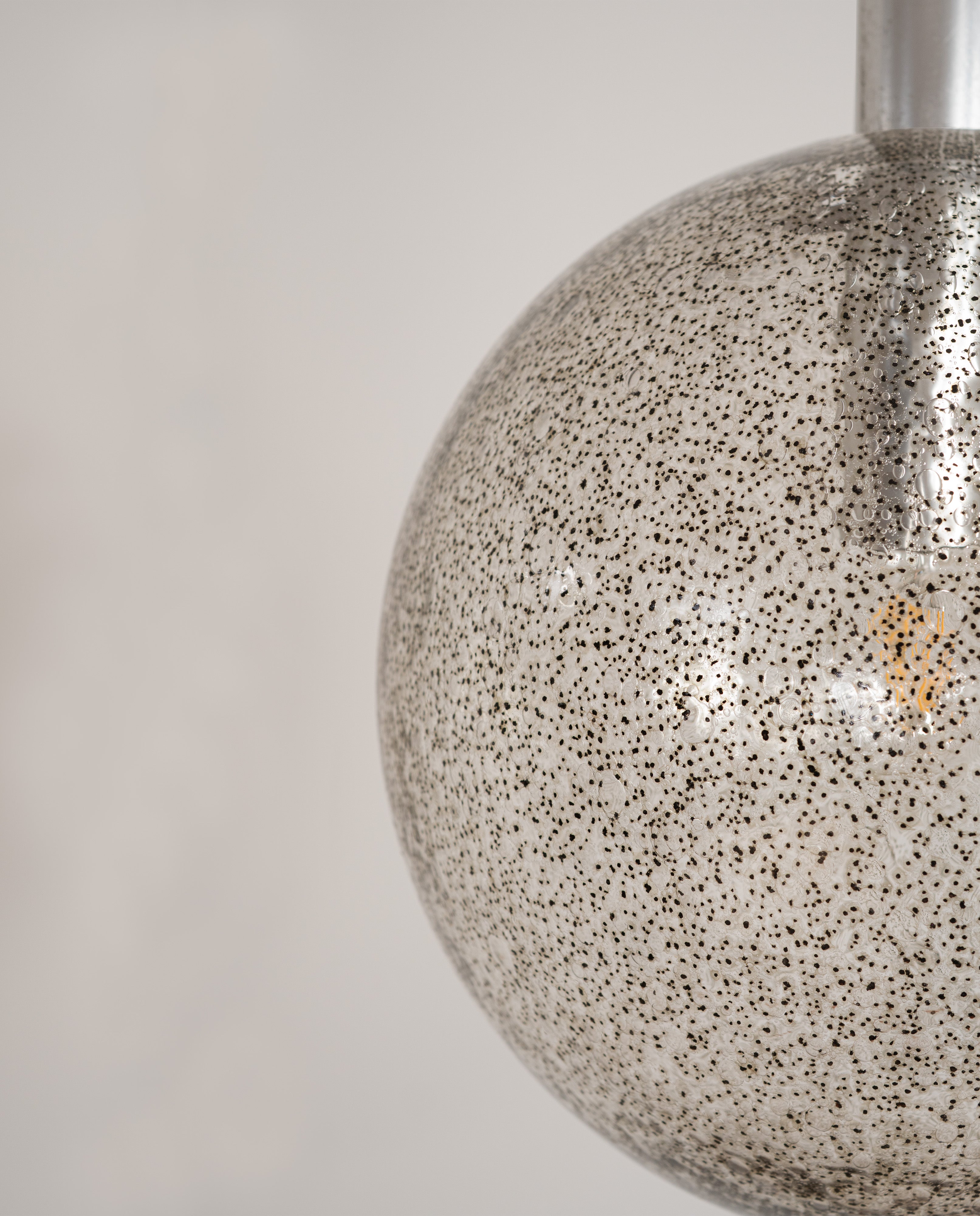 Sfera_Hanging_Lamp_by_Afra_&_Tobia_Scarpa_Italy_1964_Flos