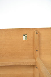 Model_6286_Shaker_Dining_Table_by_Børge_Mogensen_for_Fredericia_Stolefabrik