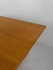 C18_Shaker_Dining_Table_by_Børge_Mogensen_for_FDB_Møbler,_Oak,_Denmark,_1960s