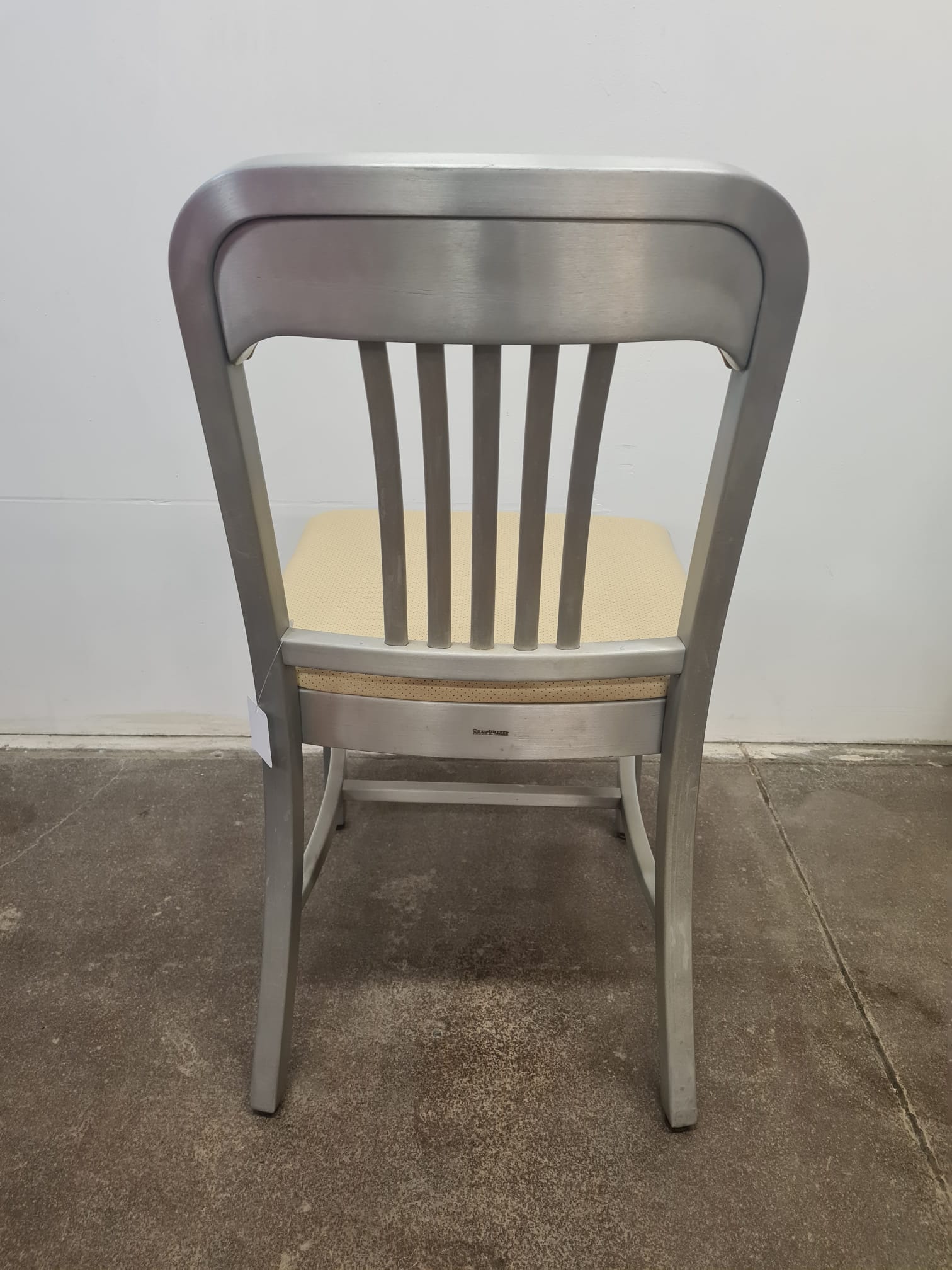 Shaw_Walker,_Aluminium_chair,_USA_50ies