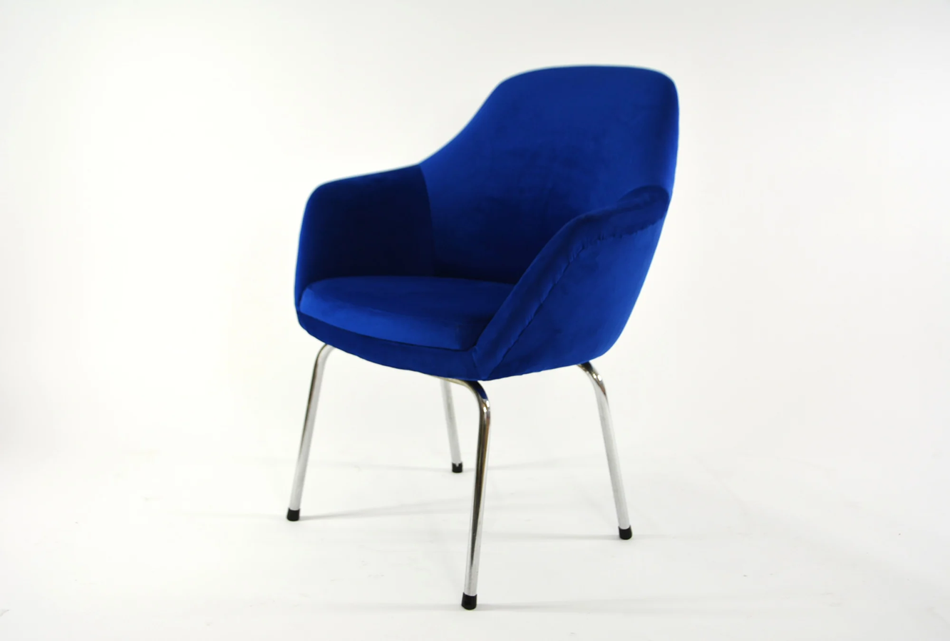 1980s_Shell_Armchair_in_Royal_Blue_Velvet_with_Chrome_Base