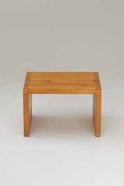 Side_Table_or_Stool_in_Solid_Pine_by_Ate_van_Apeldoorn