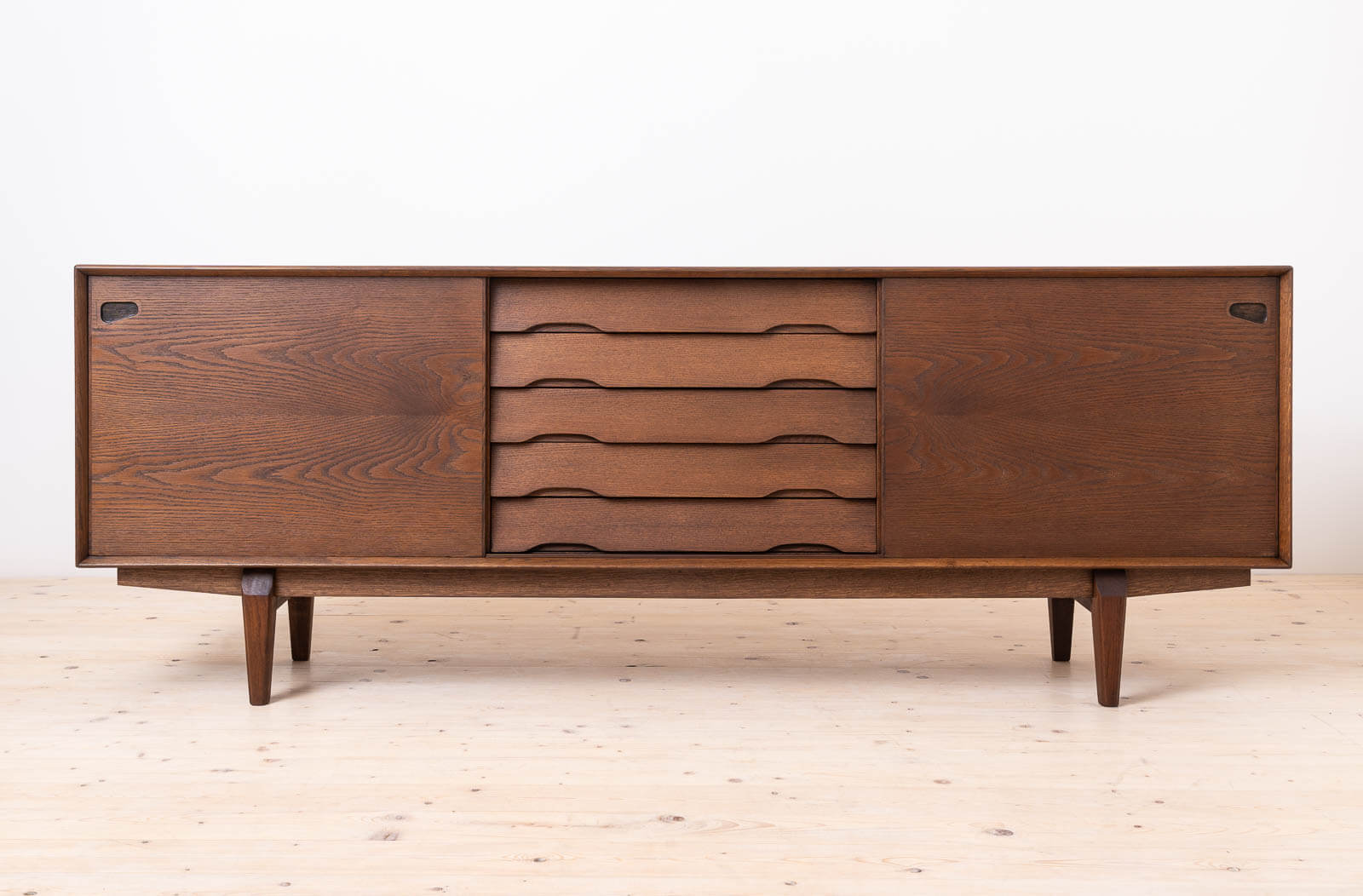 Sideboard_by_Skovby_Møbler,_Model_No._65,_Chocolate_Brown_Stained_Oak,_Danish_Design