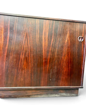 Mid-Century_Modern_Sideboard_by_Sven_Andersen_for_Brødrene_Andersen_Møbelfabrikk,_Norway
