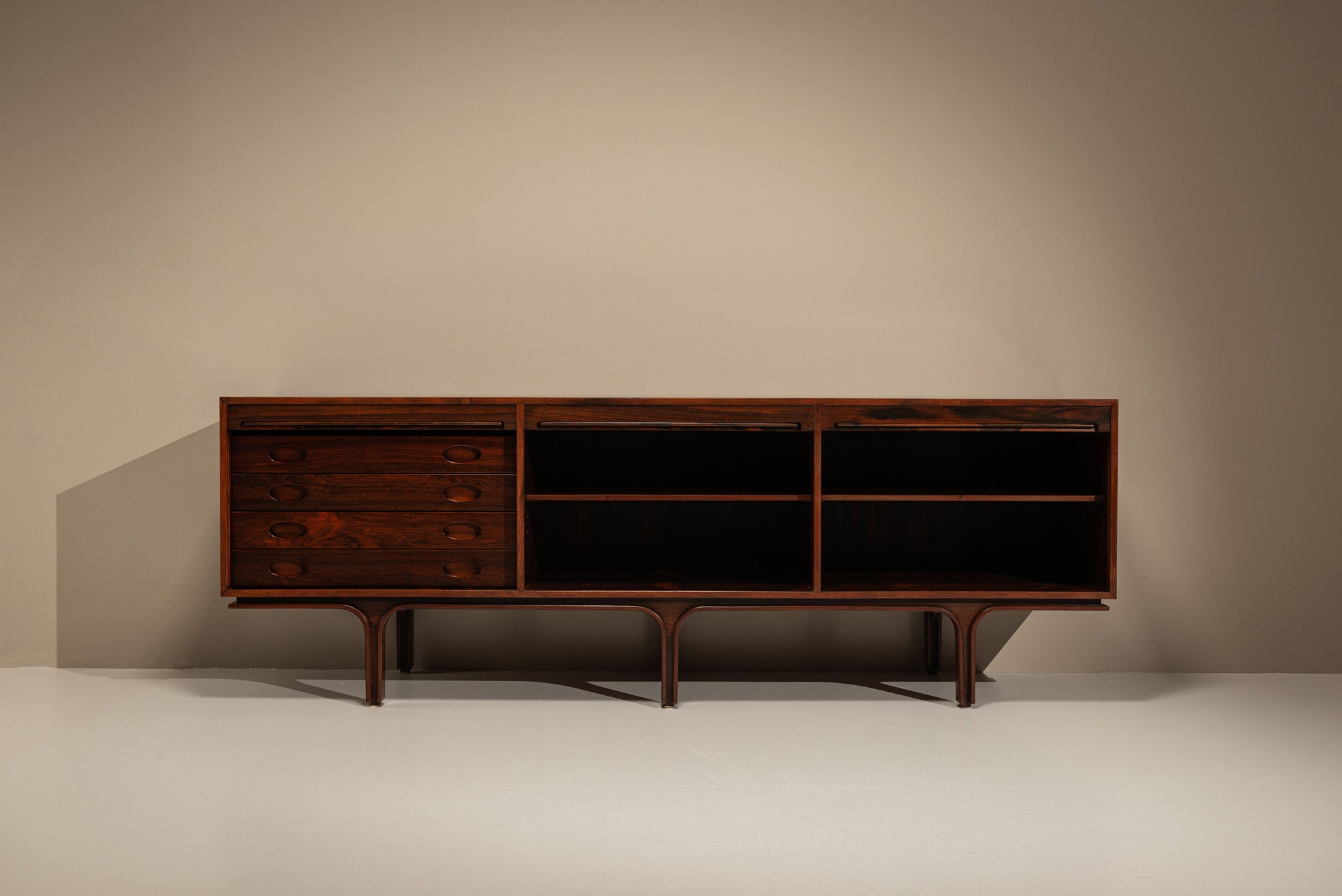 Rosewood_Sideboard_by_Gianfranco_Frattini_for_Bernini,_1960s,_Italy