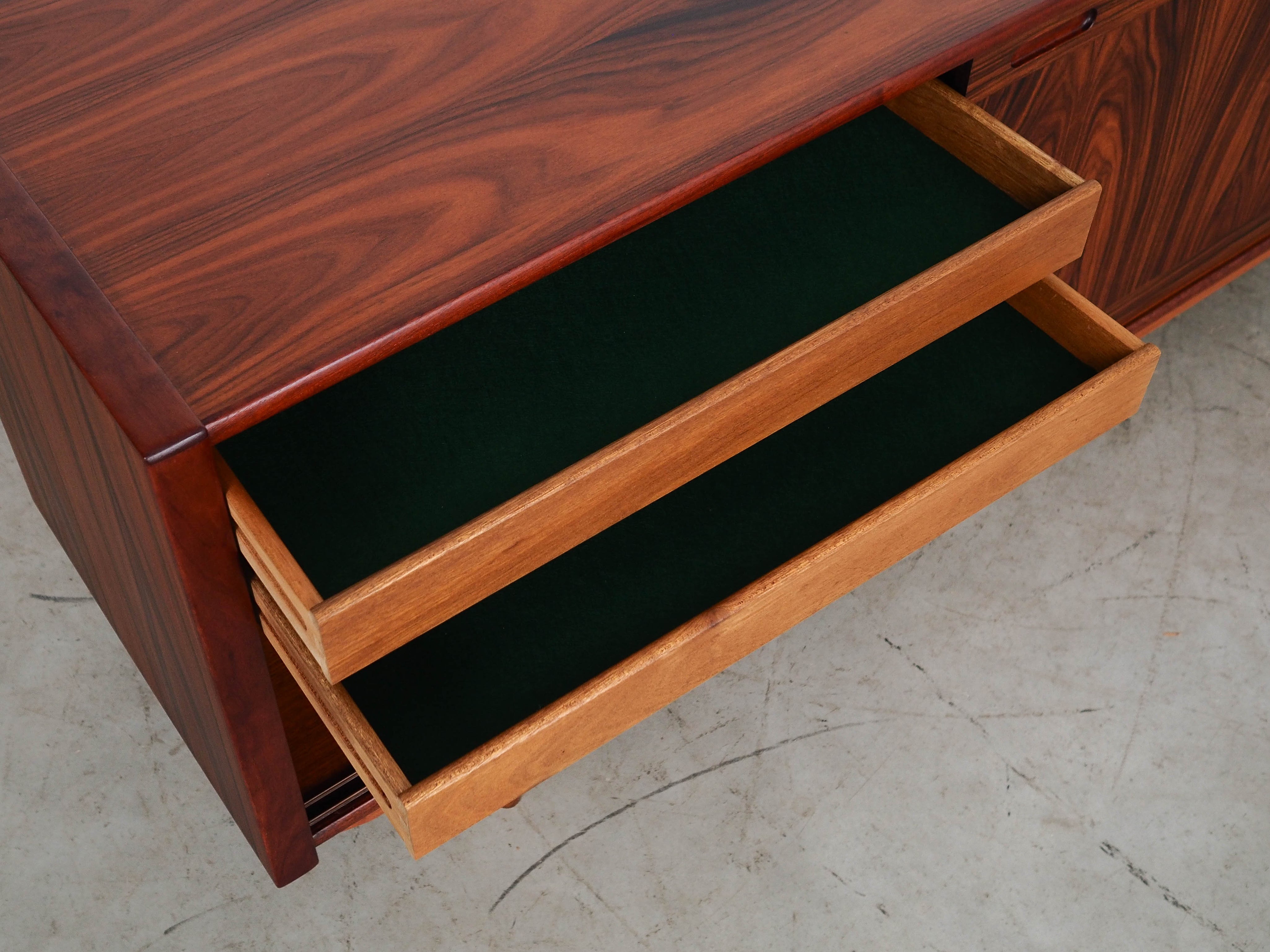 Sideboard,_Skovby_Møbelfabrik,_Rosewood,_1970s,_Denmark