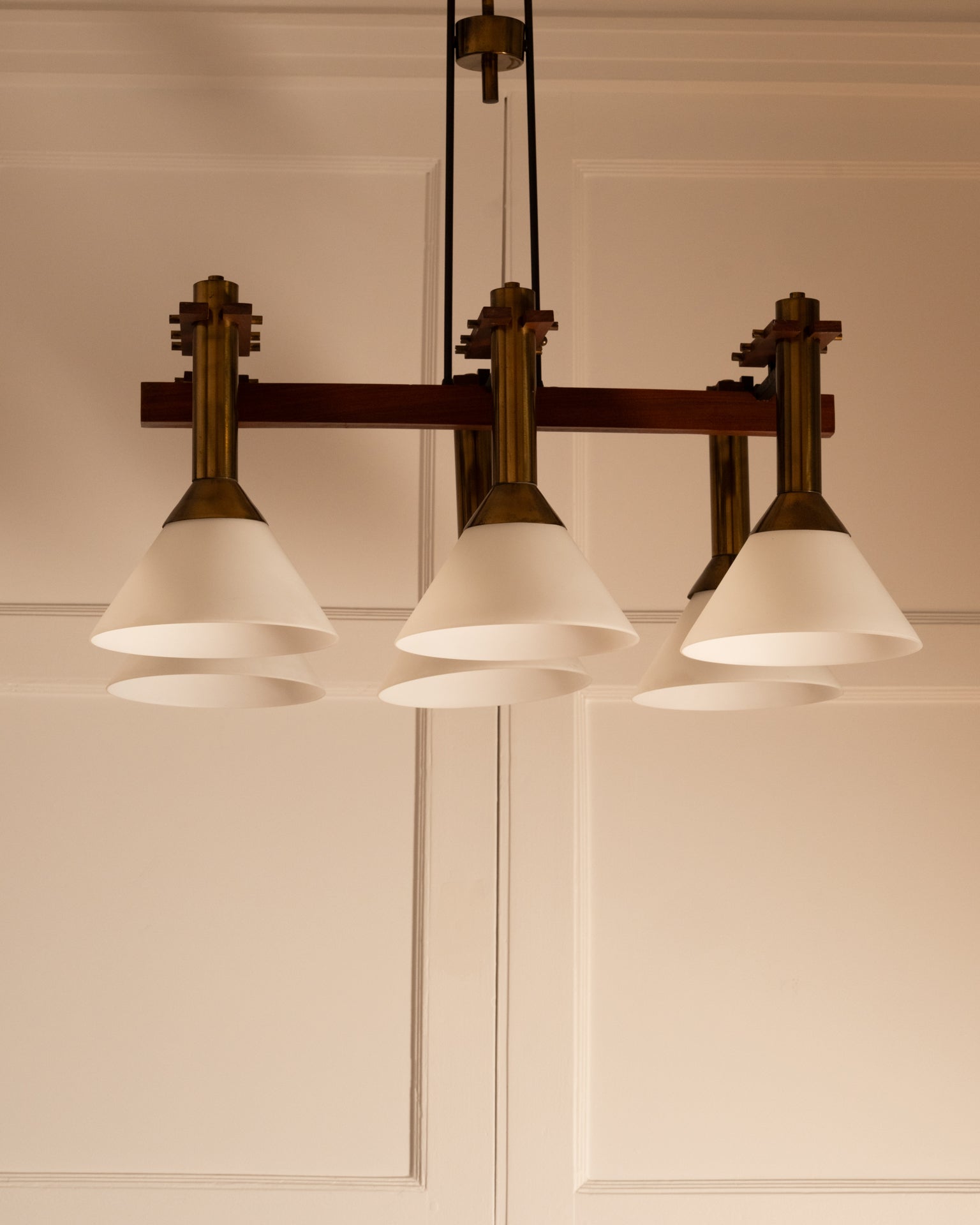 Six_Light_Pendant_Lamp,_Mid_Century_Modern_Lighting,_1960s,_Italy
