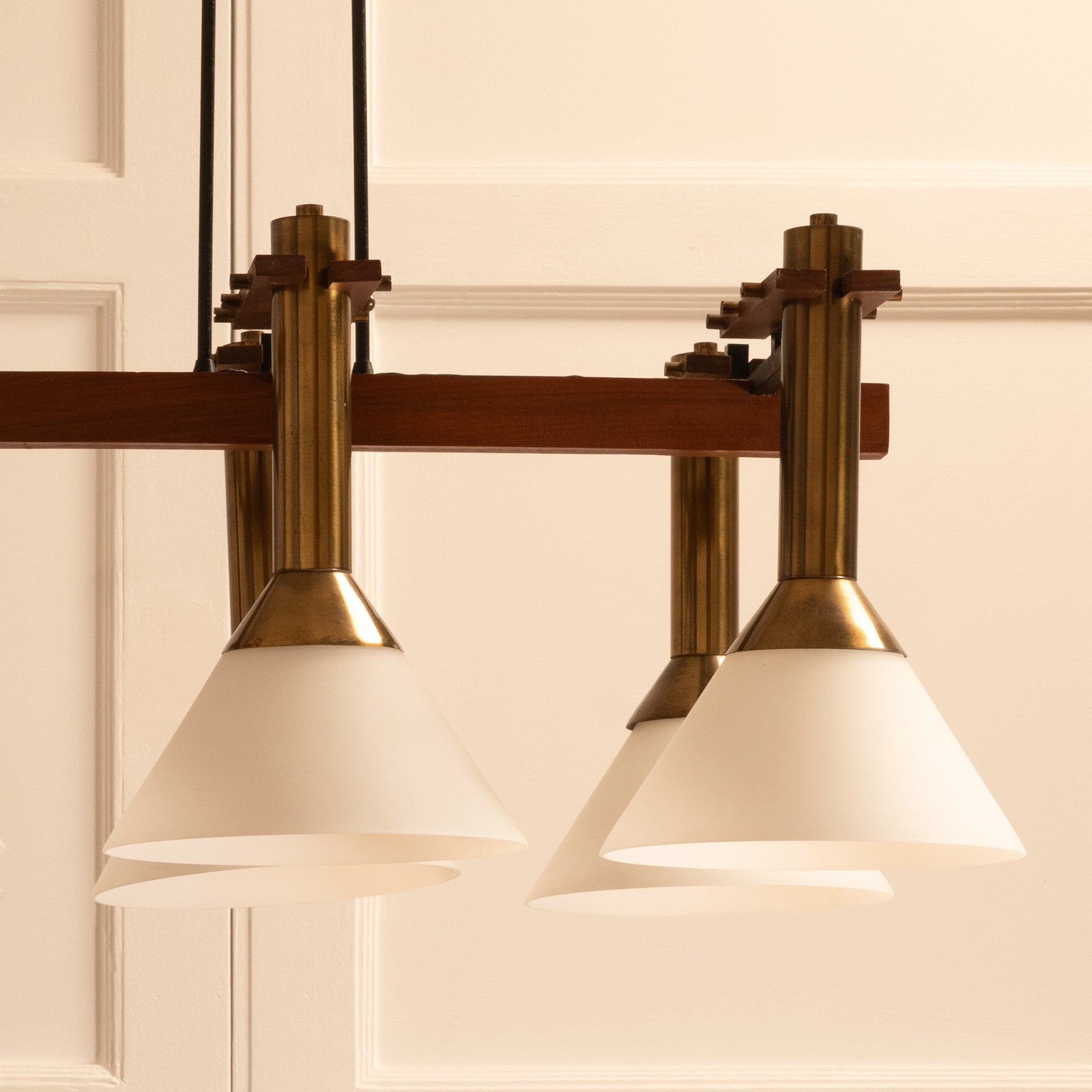 Six_Light_Pendant_Lamp,_Mid_Century_Modern_Lighting,_1960s,_Italy