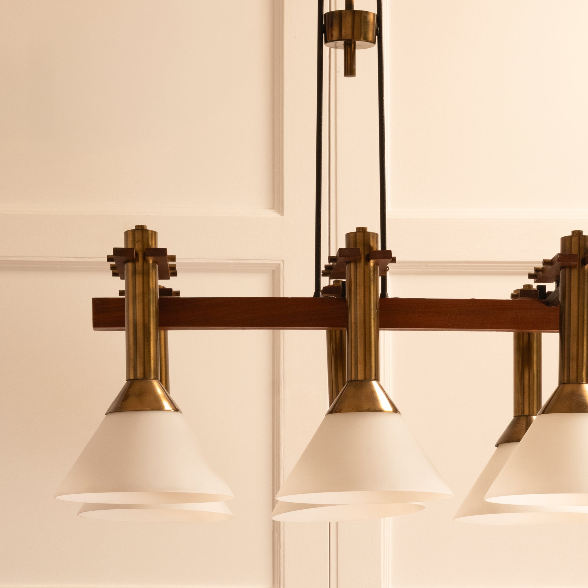 Six_Light_Pendant_Lamp,_Mid_Century_Modern_Lighting,_1960s,_Italy