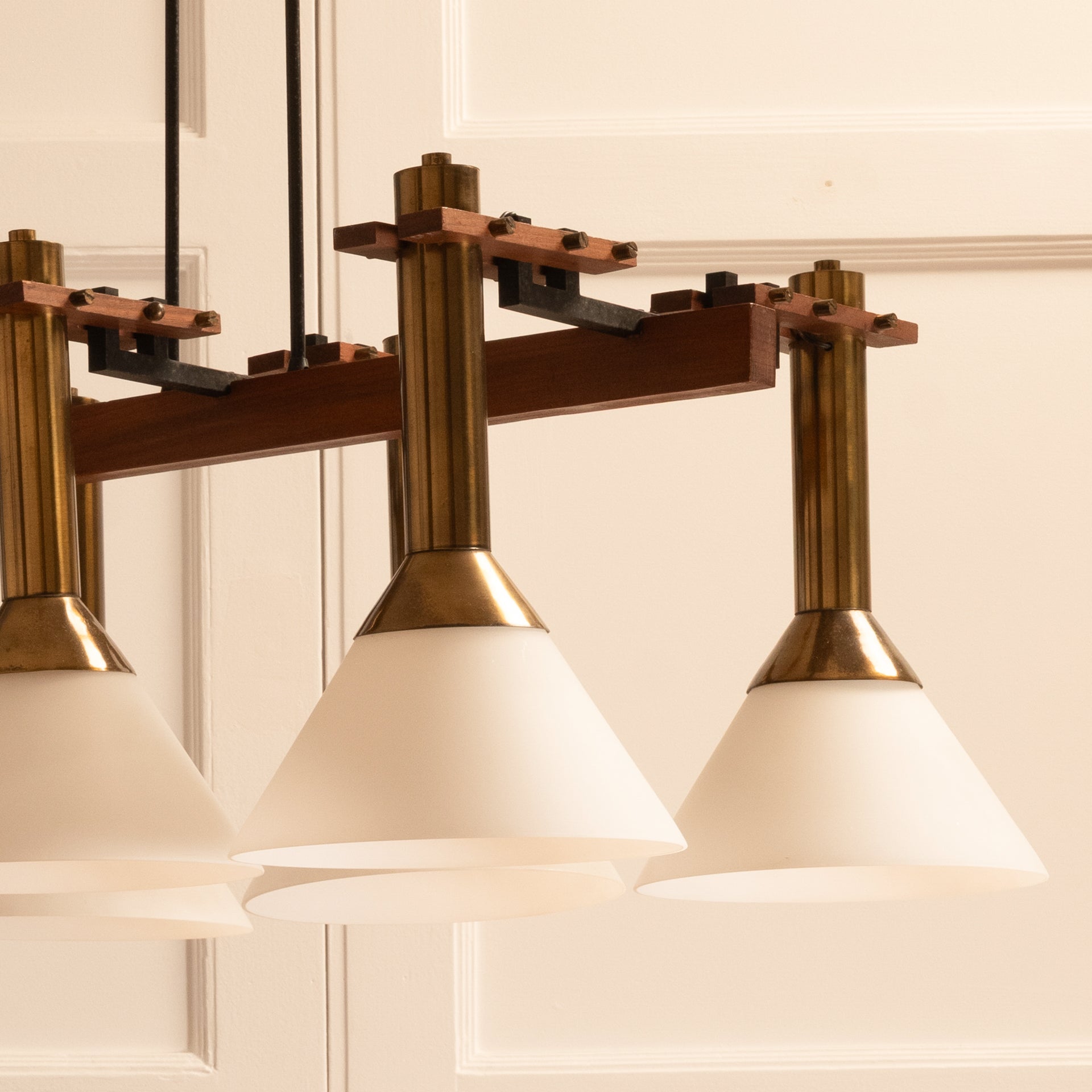 Six_Light_Pendant_Lamp,_Mid_Century_Modern_Lighting,_1960s,_Italy