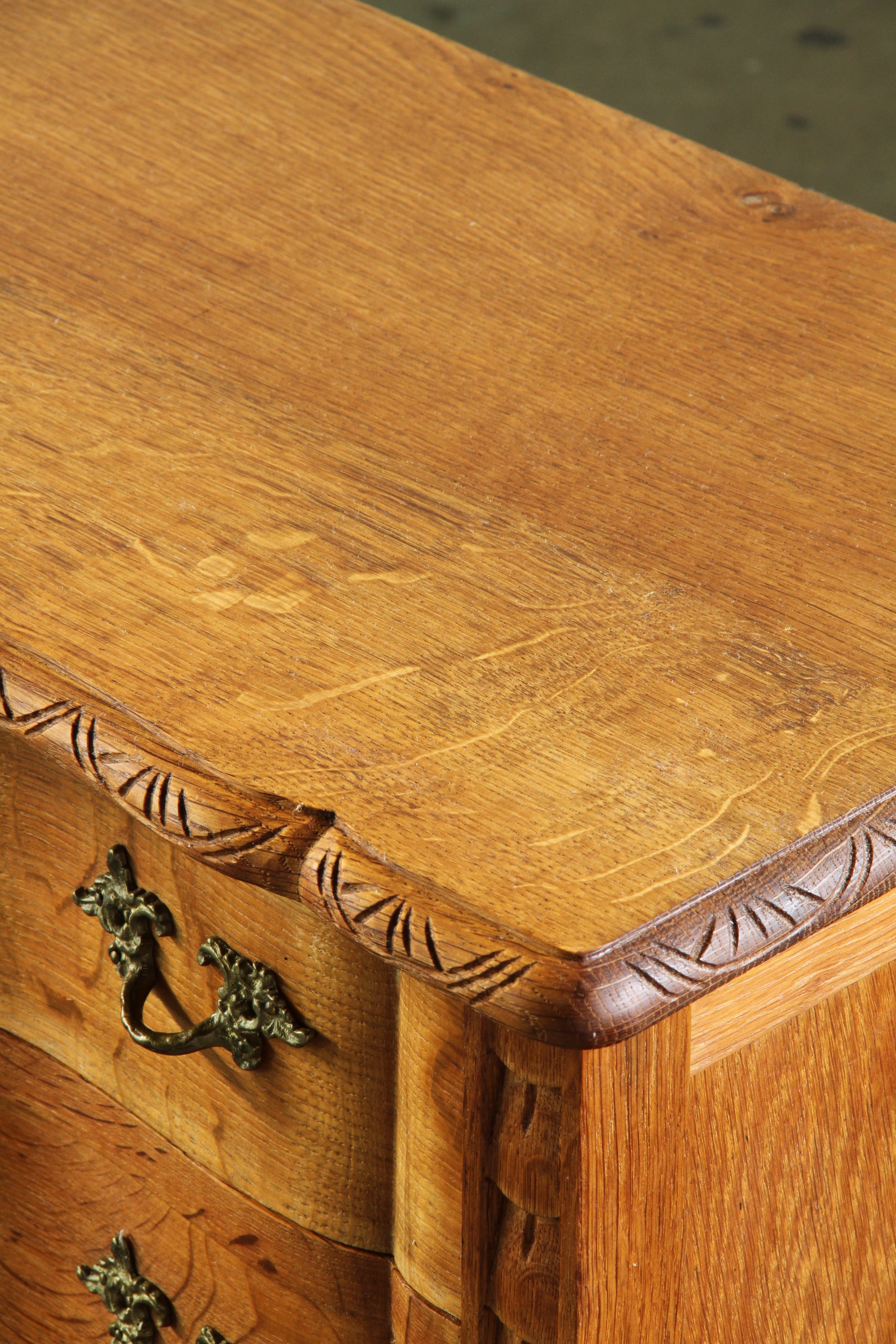 Small_Danish_Oak_Chest_of_Drawers_with_Brass_Handles,_Denmark,_1960s