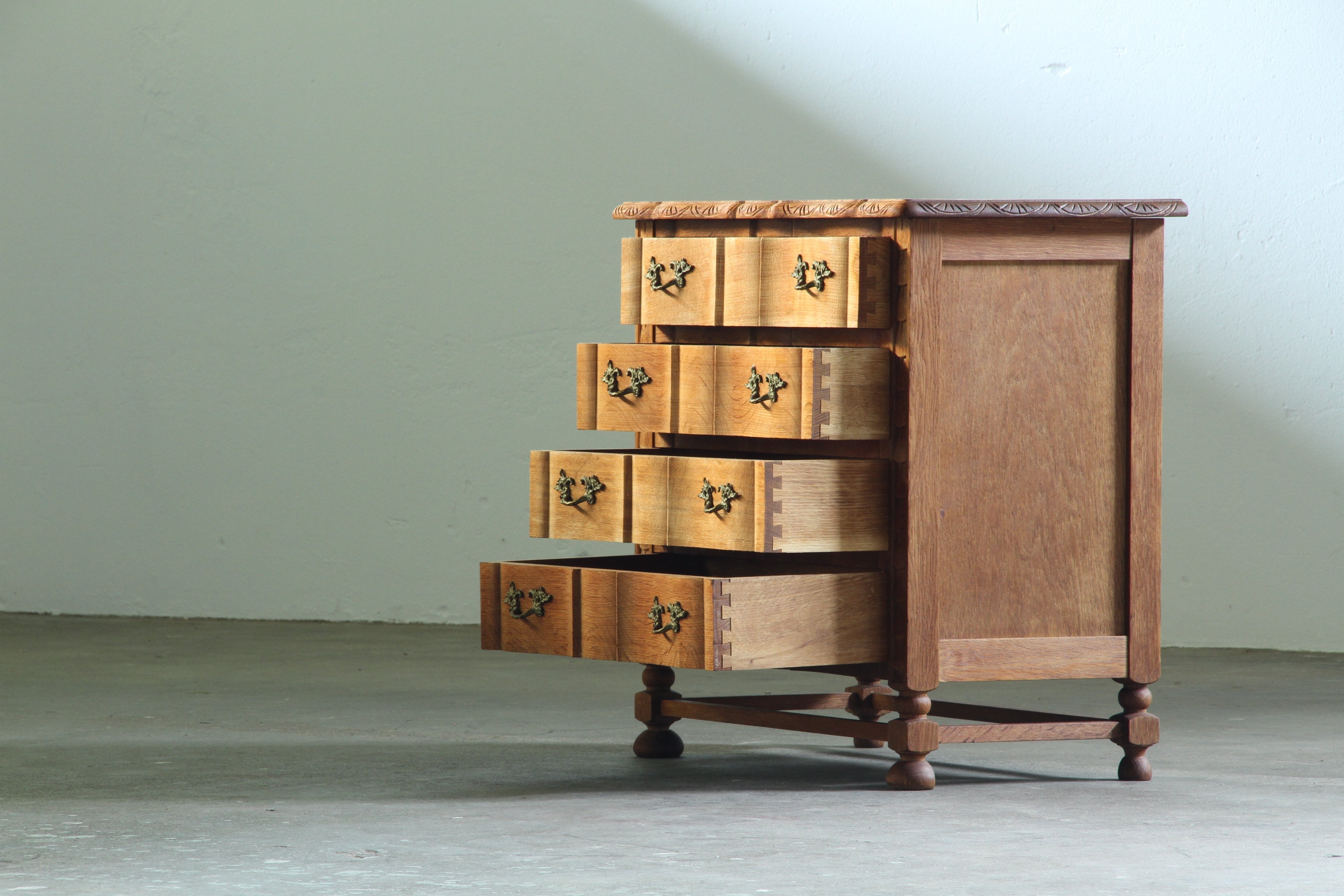 Small_Danish_Oak_Chest_of_Drawers_with_Brass_Handles,_Denmark,_1960s
