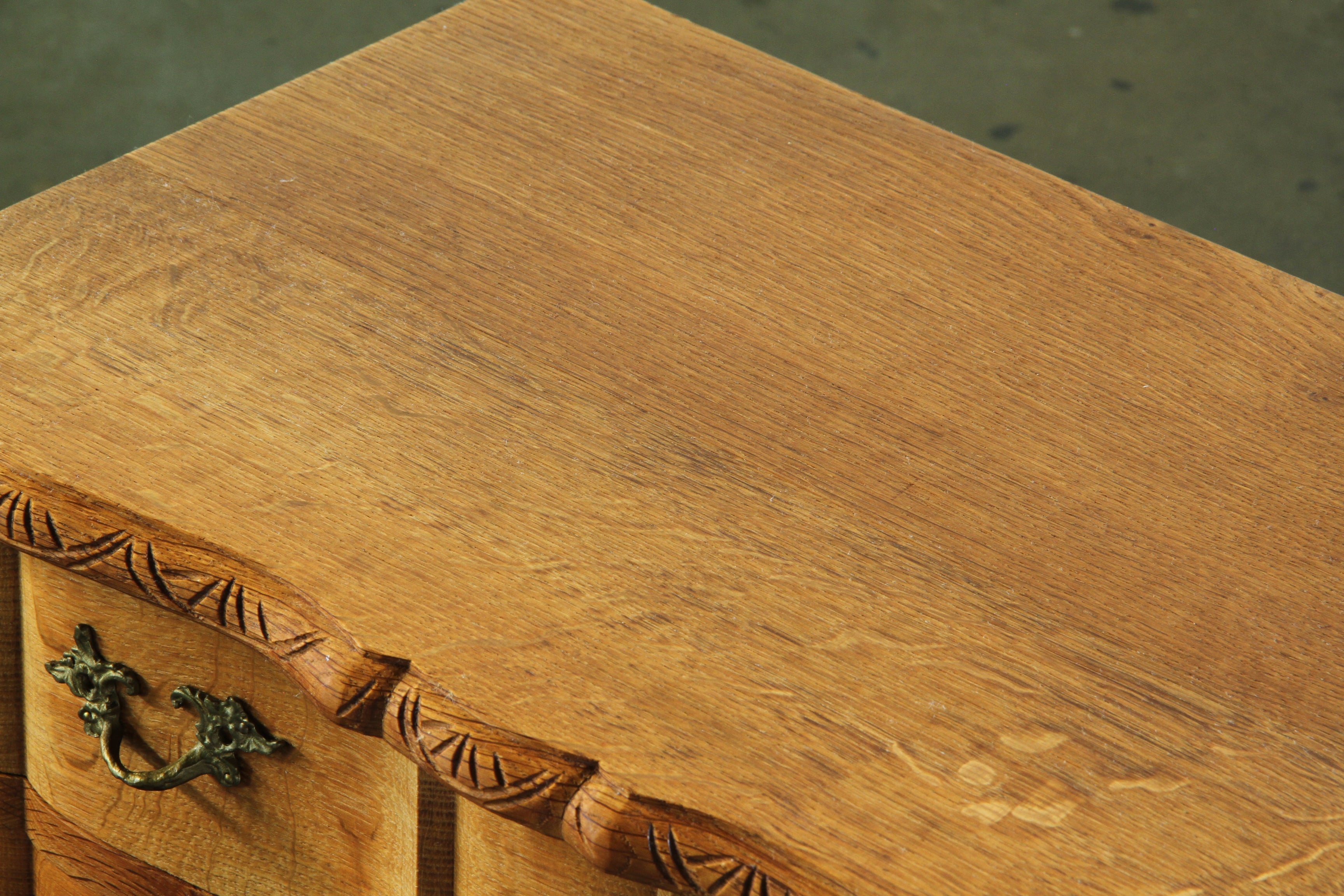 Small_Danish_Oak_Chest_of_Drawers_with_Brass_Handles,_Denmark,_1960s