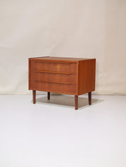 Small_chest_of_drawers_teak_wood_vintage_Danish