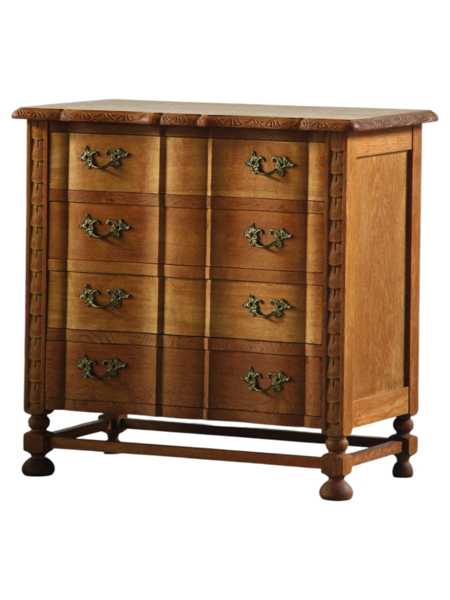 Small_Danish_Oak_Chest_of_Drawers_with_Brass_Handles,_Denmark,_1960s