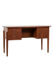 Small_Writing_Desk,_Teak,_1960s,_Denmark