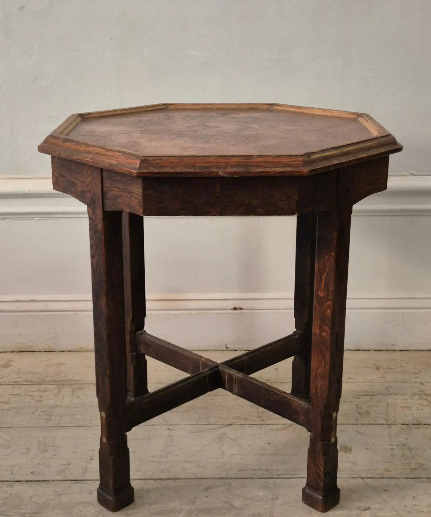Smoking_Table_by_Nordiska_Kompaniet,_Solid_Oak_and_Hammered_Copper_Side_Table,_Sweden,_1913