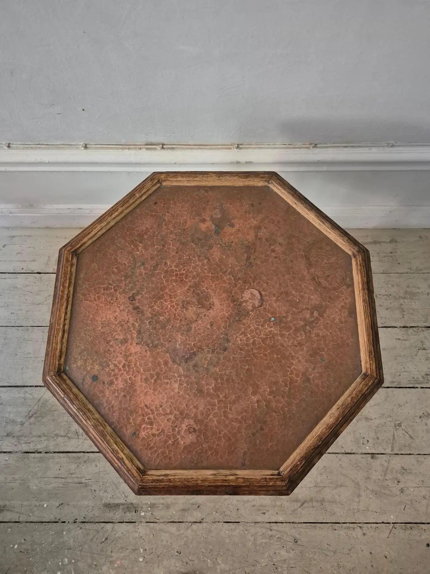 Smoking_Table_by_Nordiska_Kompaniet,_Solid_Oak_and_Hammered_Copper_Side_Table,_Sweden,_1913