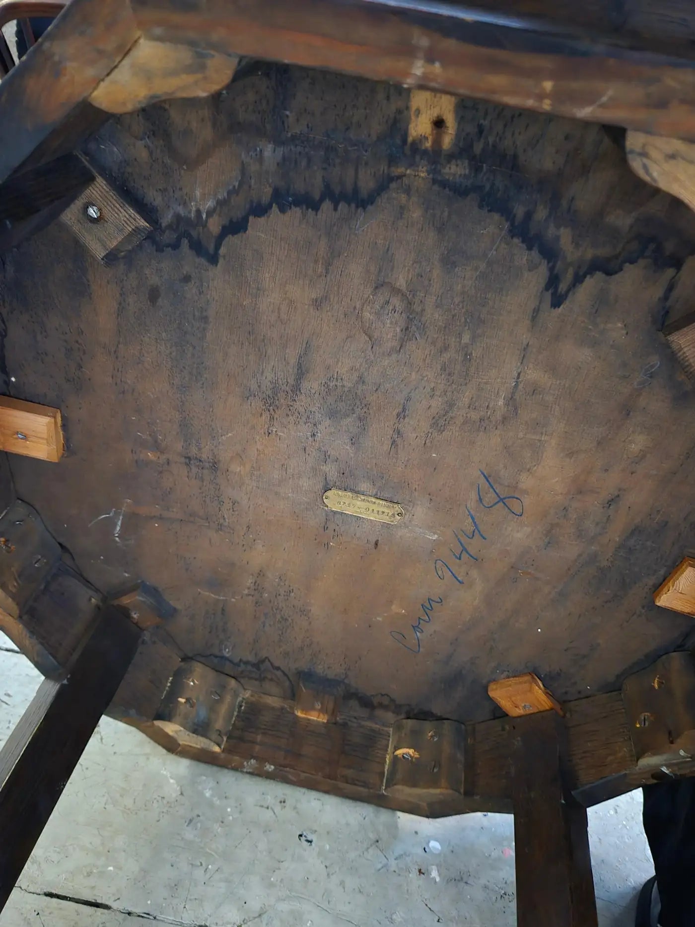 Smoking_Table_by_Nordiska_Kompaniet,_Solid_Oak_and_Hammered_Copper_Side_Table,_Sweden,_1913