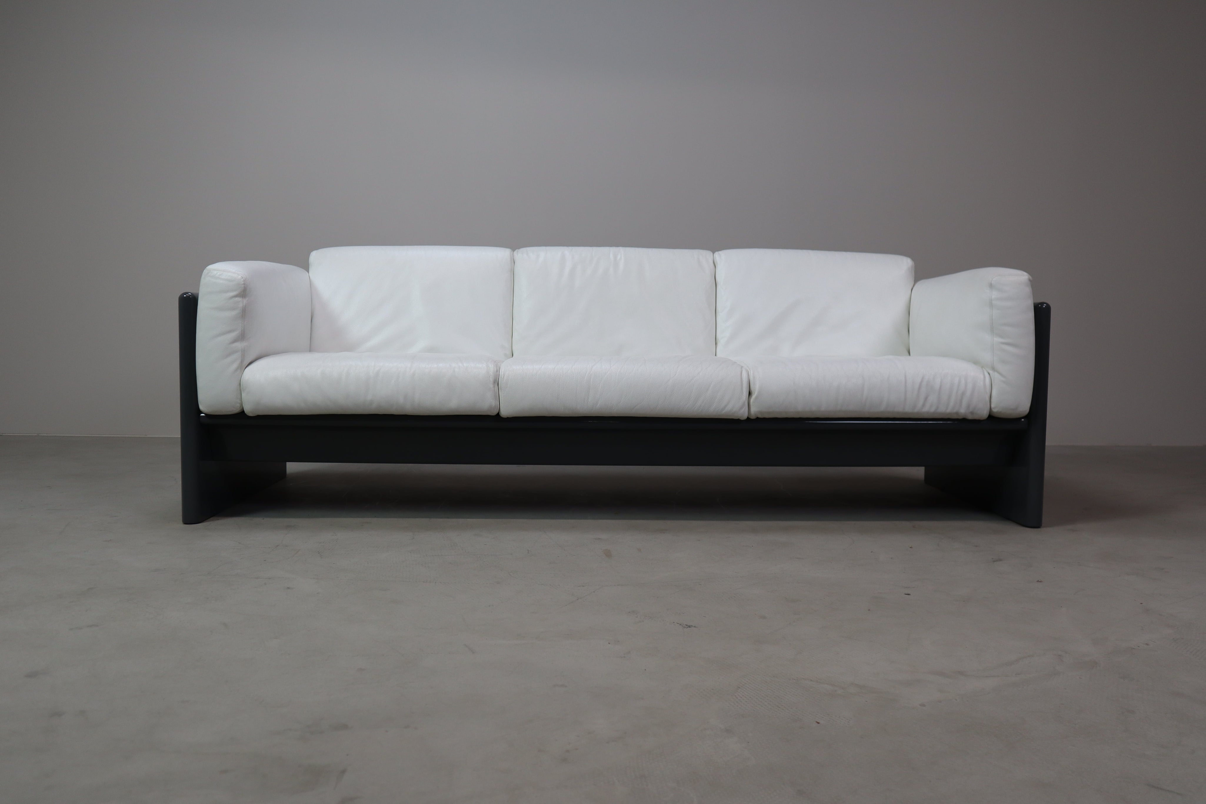 “Arnolfo”_Sofa_by_Mauro_Marzocchi_for_Simon_International,_Italy_1971