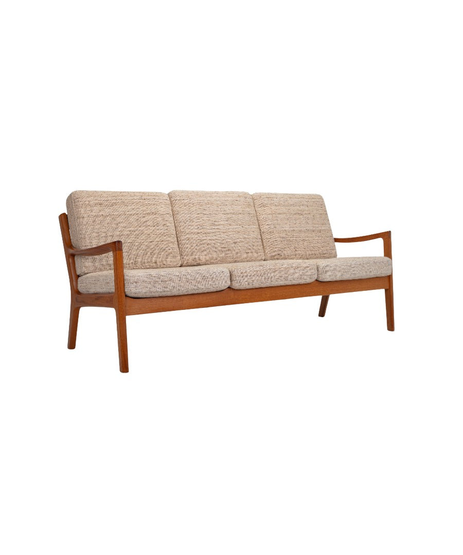 Sofa_by_Ole_Wanscher_for_P._Jeppesen_Møbelfabrik,_1960s,_Denmark