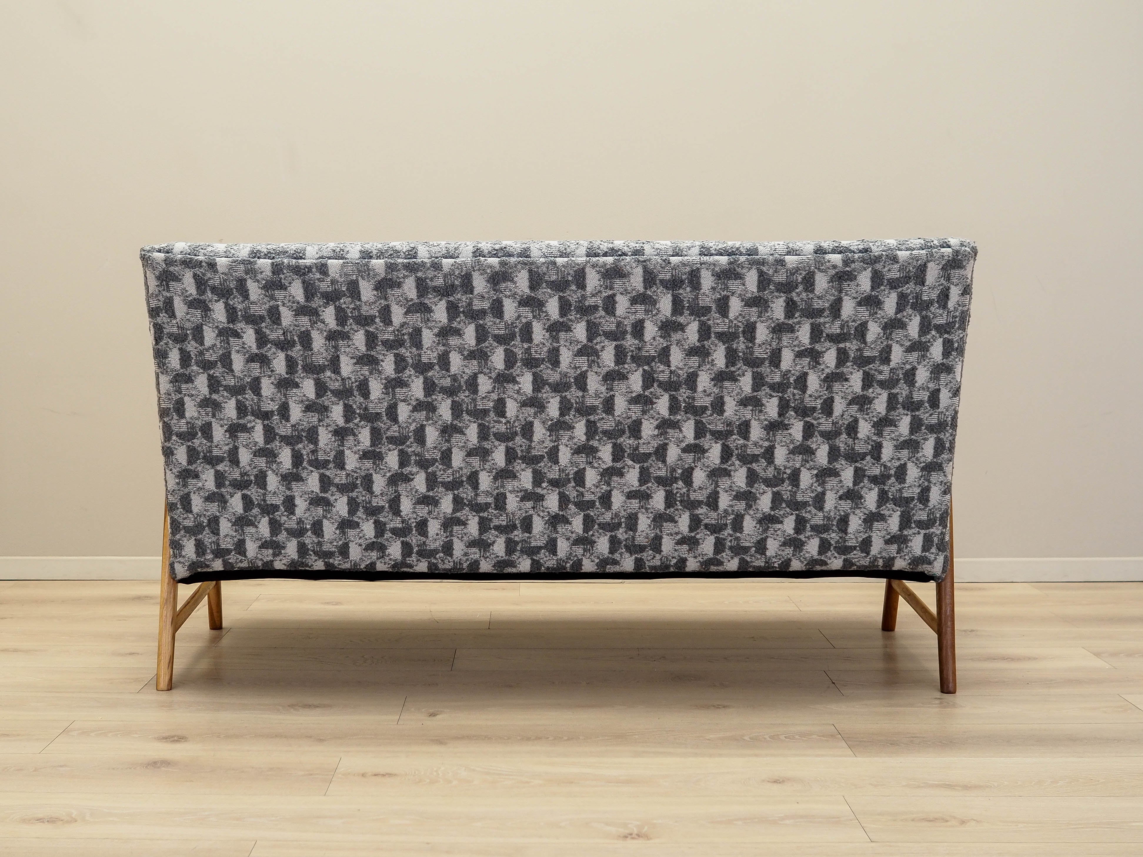 Danish_Modern_Oak_and_Teak_Sofa_by_Unknown_Designer,_1970s,_Denmark