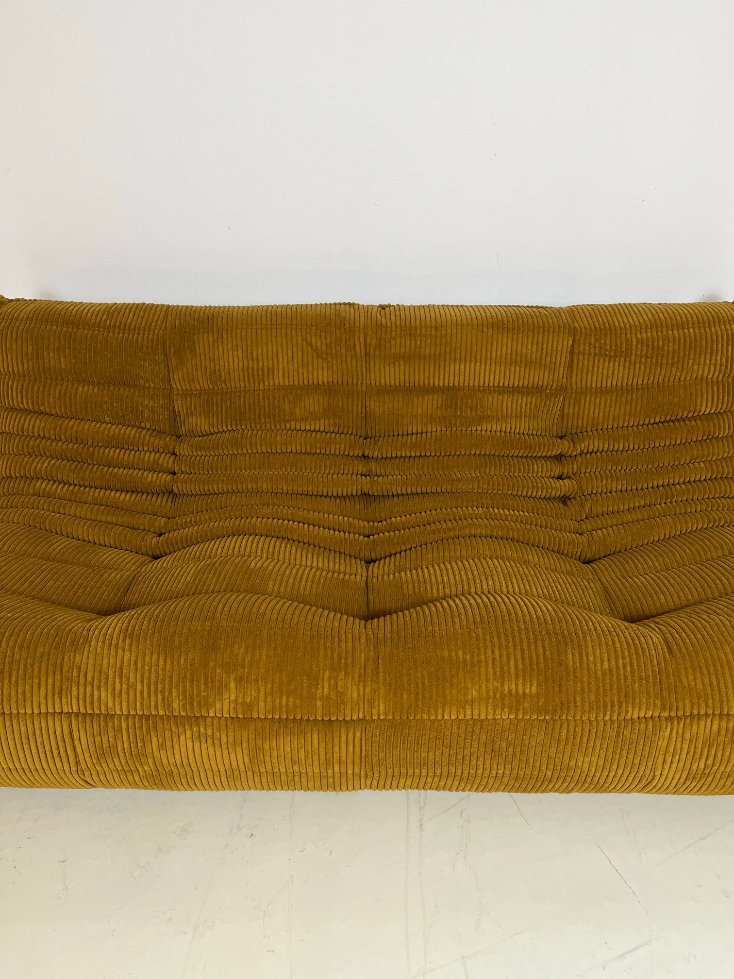 Set_of_5_Togo_Sofa_by_Michael_Ducaroy