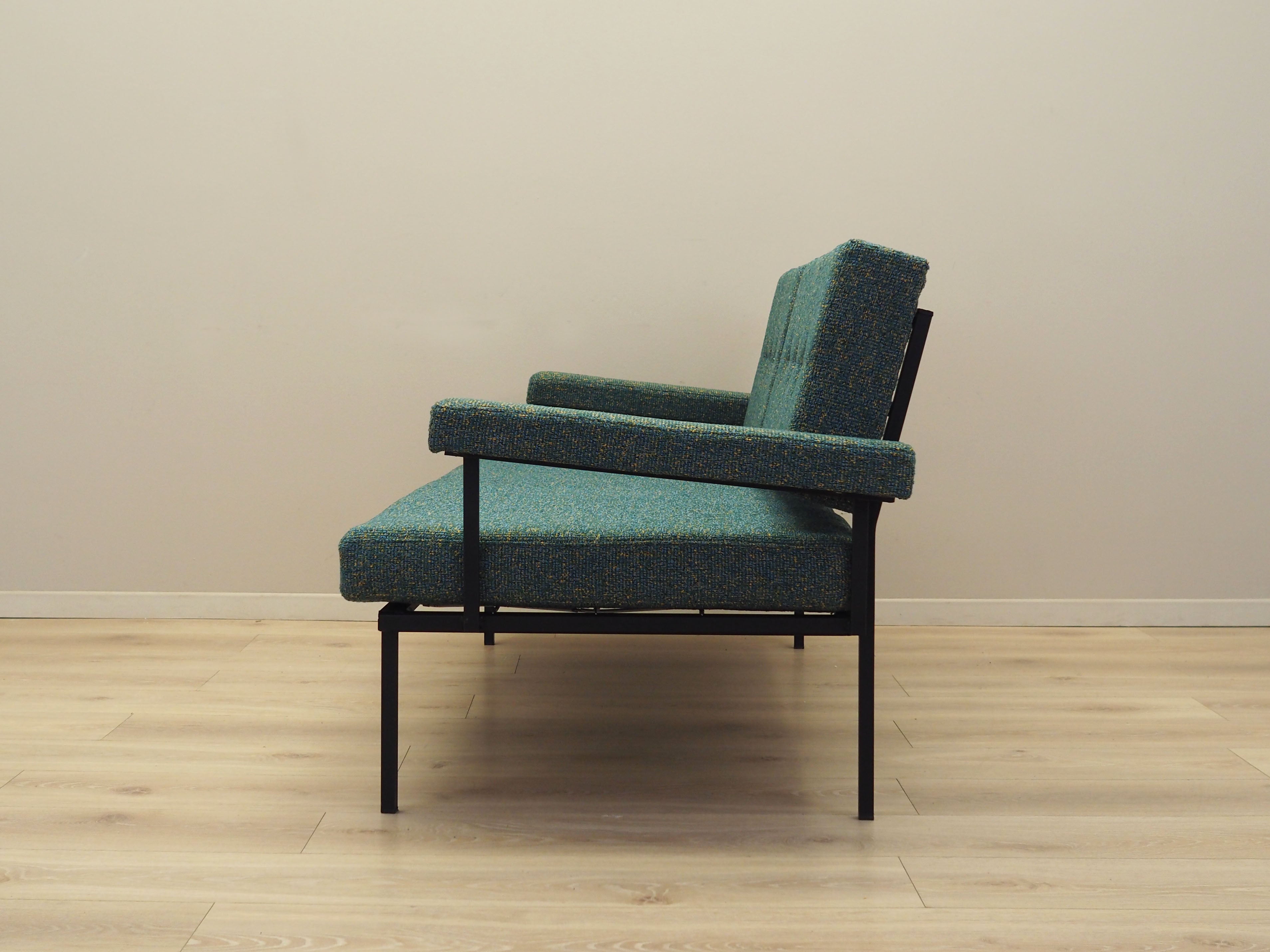 Sofa‑Bed,_Metal_and_Fabric,_1970s,_Italy