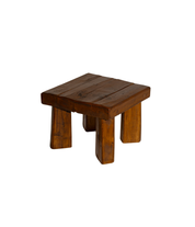 Solid_Oak_Side_Table_with_Wooden_Peg_Joinery,_Mid_Century_Modern